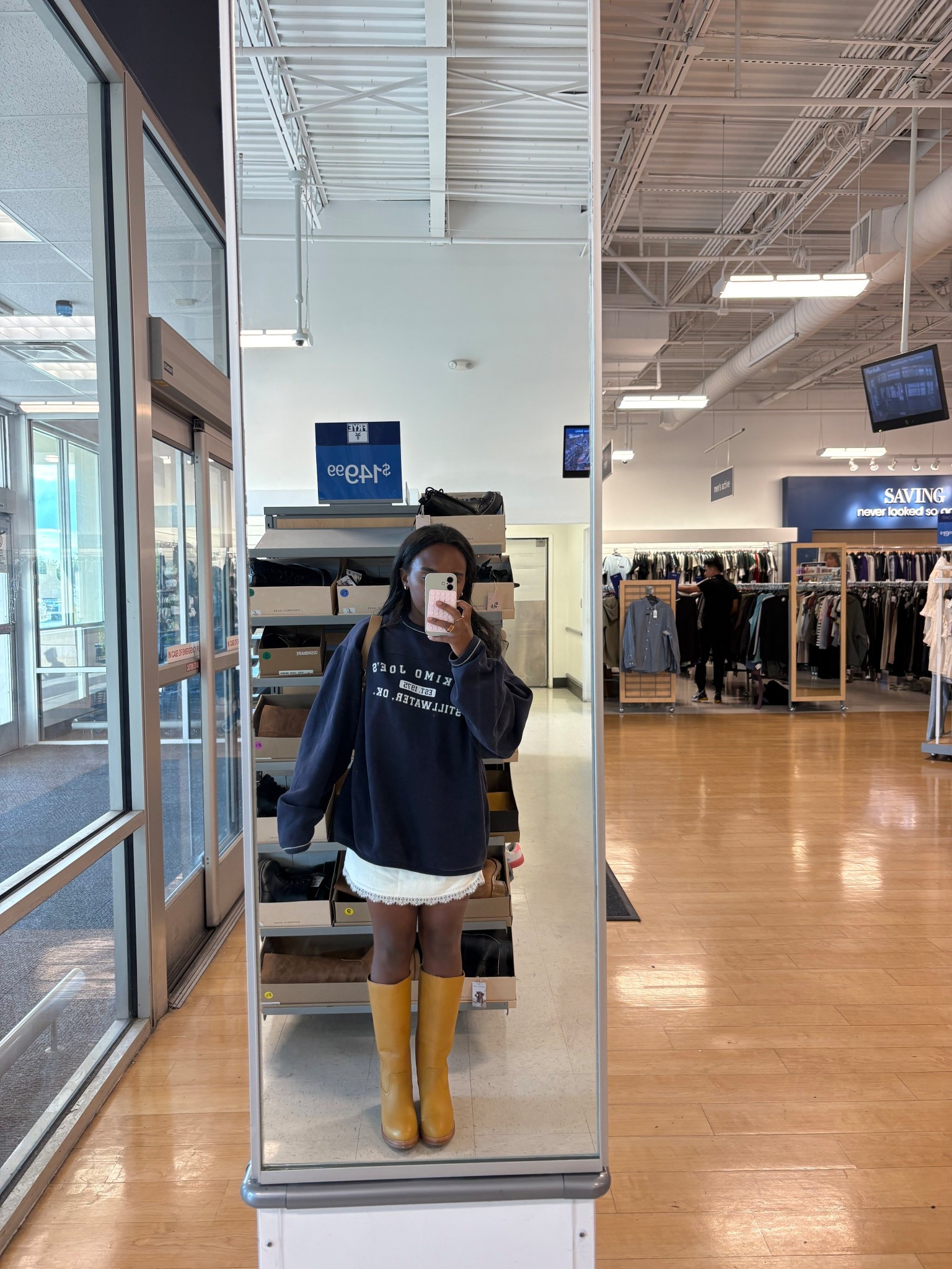 Oversized sweatshirt styled with a lace skirt and Frye boots!

Top: thrifted (Eskimo joes) size xl
Skirt: lulus (medium)
Boots: Frye boots size 8

#LTKU #LTKStyleTip #LTKPetite
