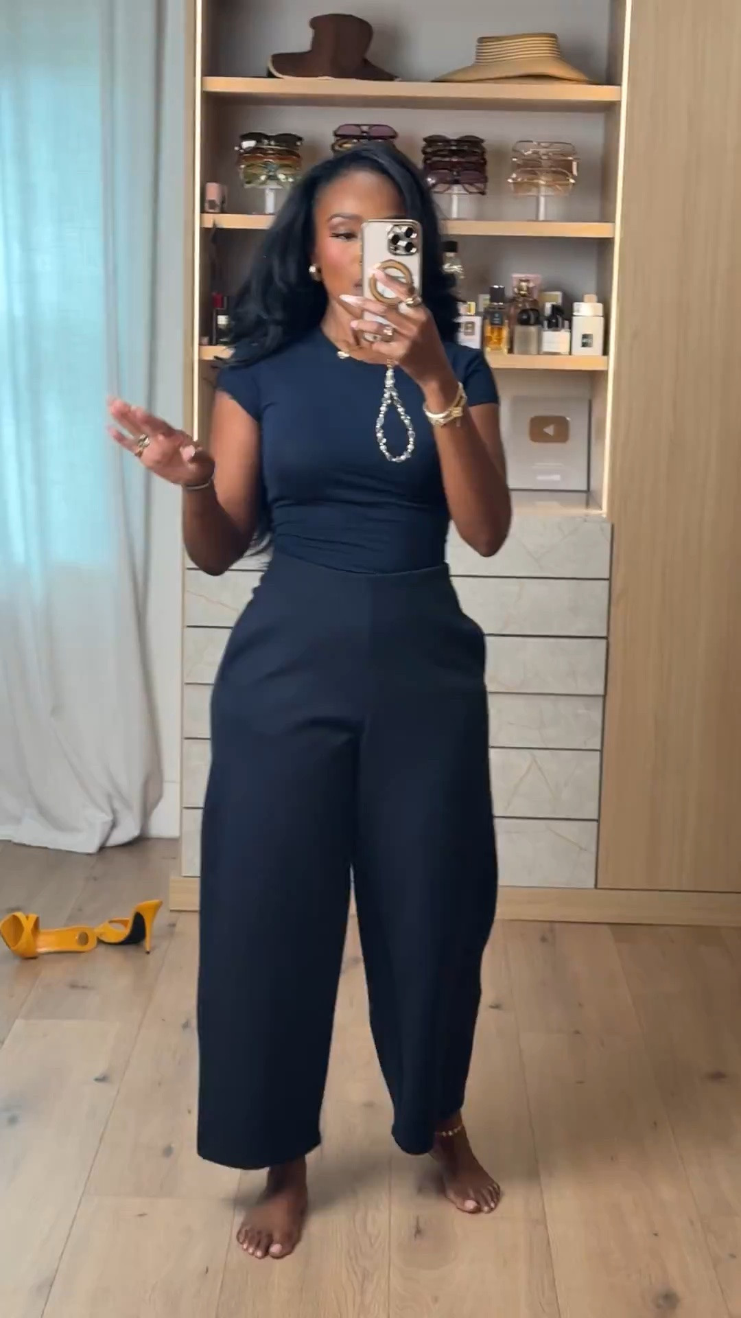 Scroll to shop! Casual outfit ideas✨ Everything from this look is linked below. 👇🏽    @Zara 

Wearing: Size Small | 5’4” | 140 lbs  

📲   Download the FREE LTK app & follow me (@kirasfashionfinds) to shop all my daily finds.  #LTKootd #LTKPetite #LTKU
#LTKgrwm

#LTKmomlife