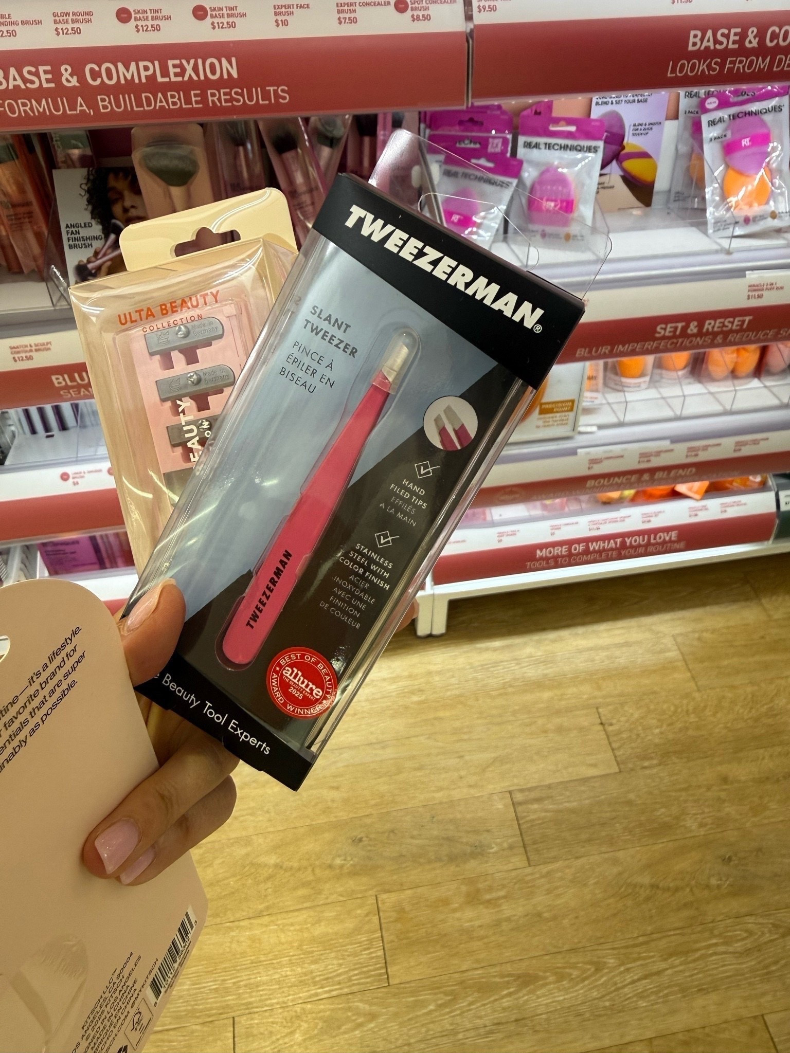 Tweezerman tweezers are one of those beauty tools worth having a really good version of. Precise, easy to control and perfect for keeping brows cleaned up between appointments.

Tweezerman tweezers, eyebrow tweezers, precision tweezers, brow tools, beauty tools, eyebrow grooming, beauty essentials, at home brow care, makeup bag essentials, everyday beauty, stylewitheugenia

#LTKdayinmylife #LTKBeauty #LTKgrwm