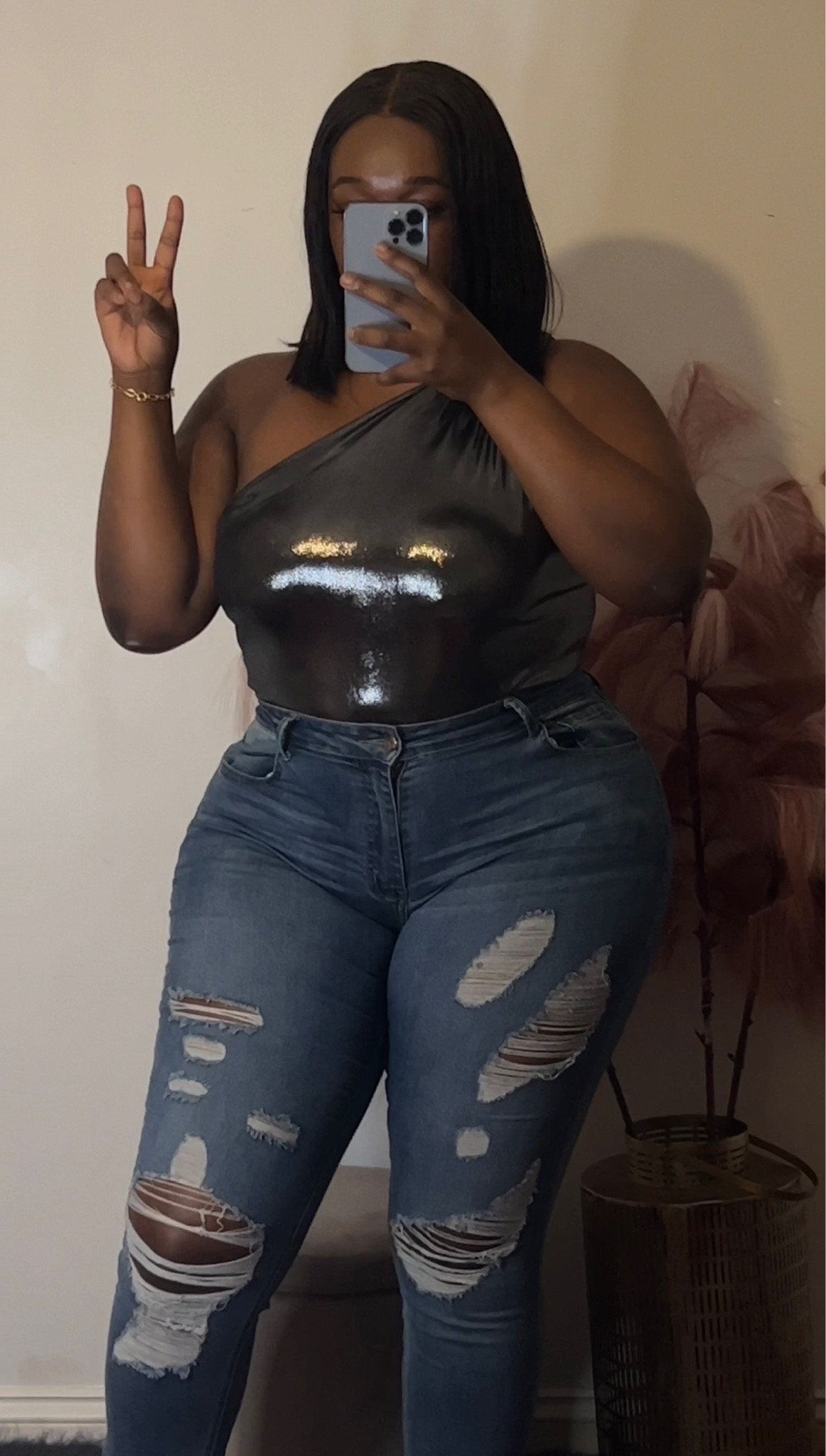 Shine bright like a diamond in this stunning size 16 metallic bodysuit! A glamorous addition to your plus-size wardrobe that's sure to turn heads and make you feel confident and fabulous

#LTKunder50 #LTKFind #LTKcurves