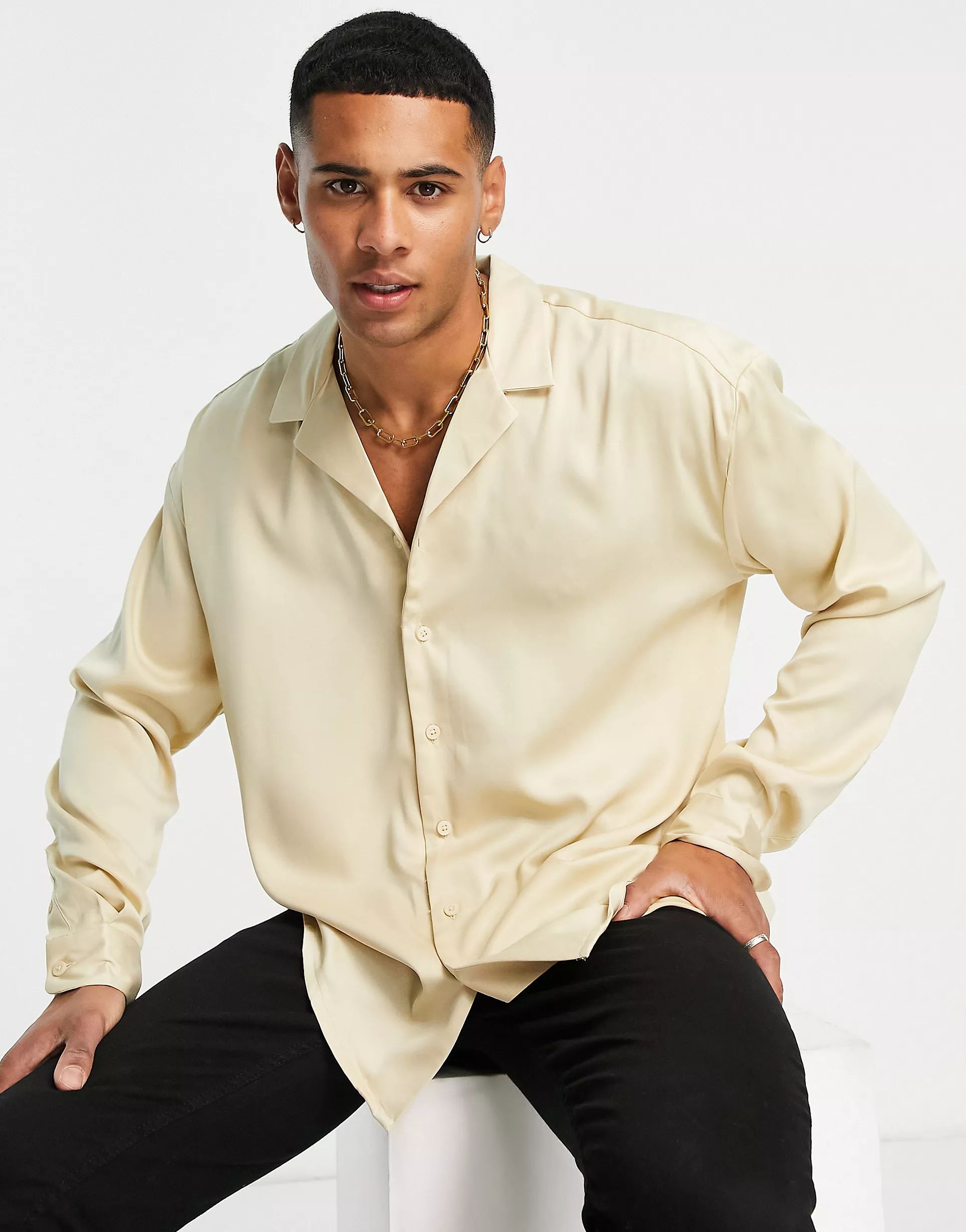 New Look oversized long sleeve satin shirt in champagne | ASOS (Global)