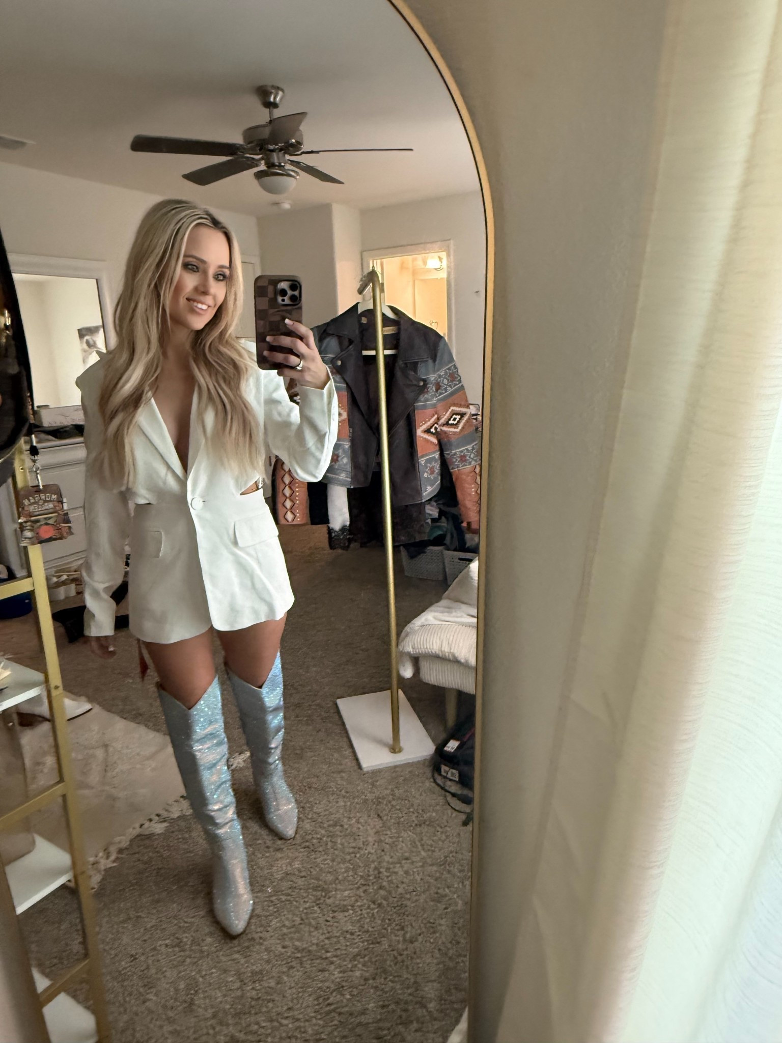 These tall rhinestone cowgirl boots are a SHOWSTOPPER ✨
Over-the-knee, sparkly, and actually good quality (not flimsy). Styled with a blazer just to show the vibe -linking the boots only. Amazon win 🤍
Perfect for concerts, nights out, or a glam Western moment.
#RhinestoneBoots #CowgirlBoots #WesternStyle #ConcertBoots #AmazonFashionFind #StatementBoots #OverTheKneeBoots #WesternGlam

#LTKootd #LTKFindsUnder100 #LTKU