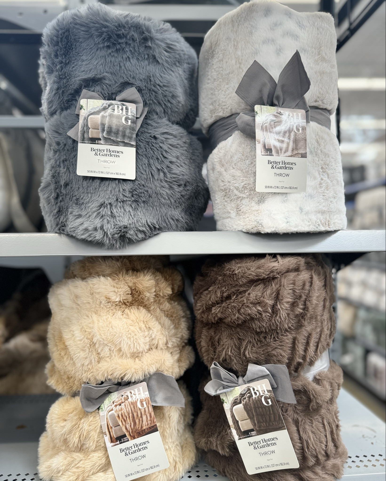 Walmart throw blankets! 
Gift idea, throw, faux fur


#LTKHome