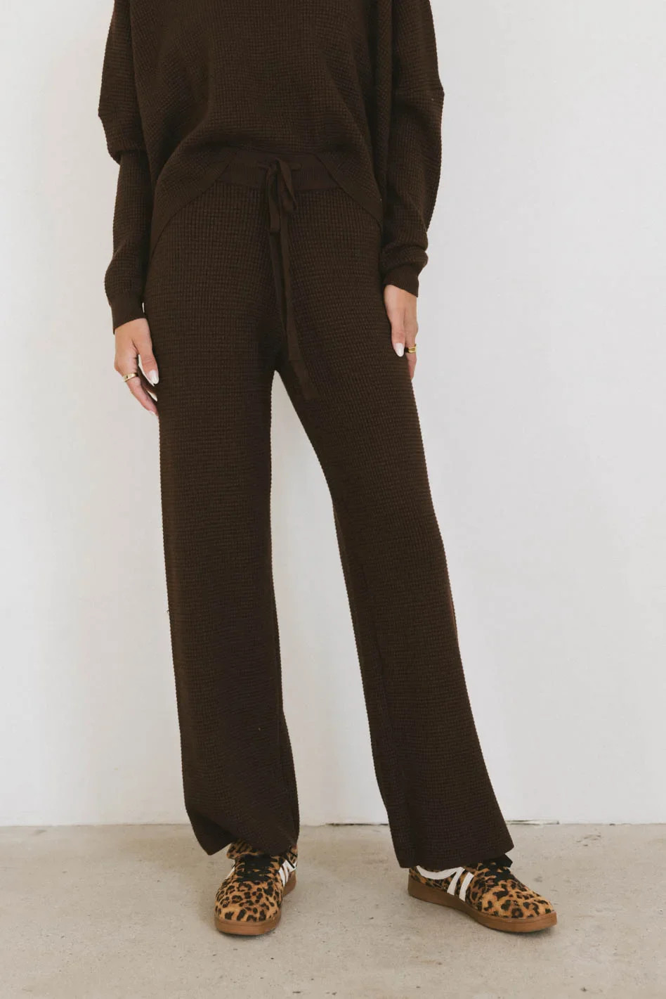 Jesse Waffle Knit Pants in Brown | Böhme US