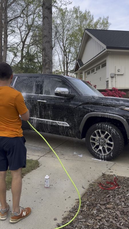 This foam sprayer and pressure washer combo is the best way to wash your car, especially if you have a ceramic coat 

#carwash #carcare #pressurewasher