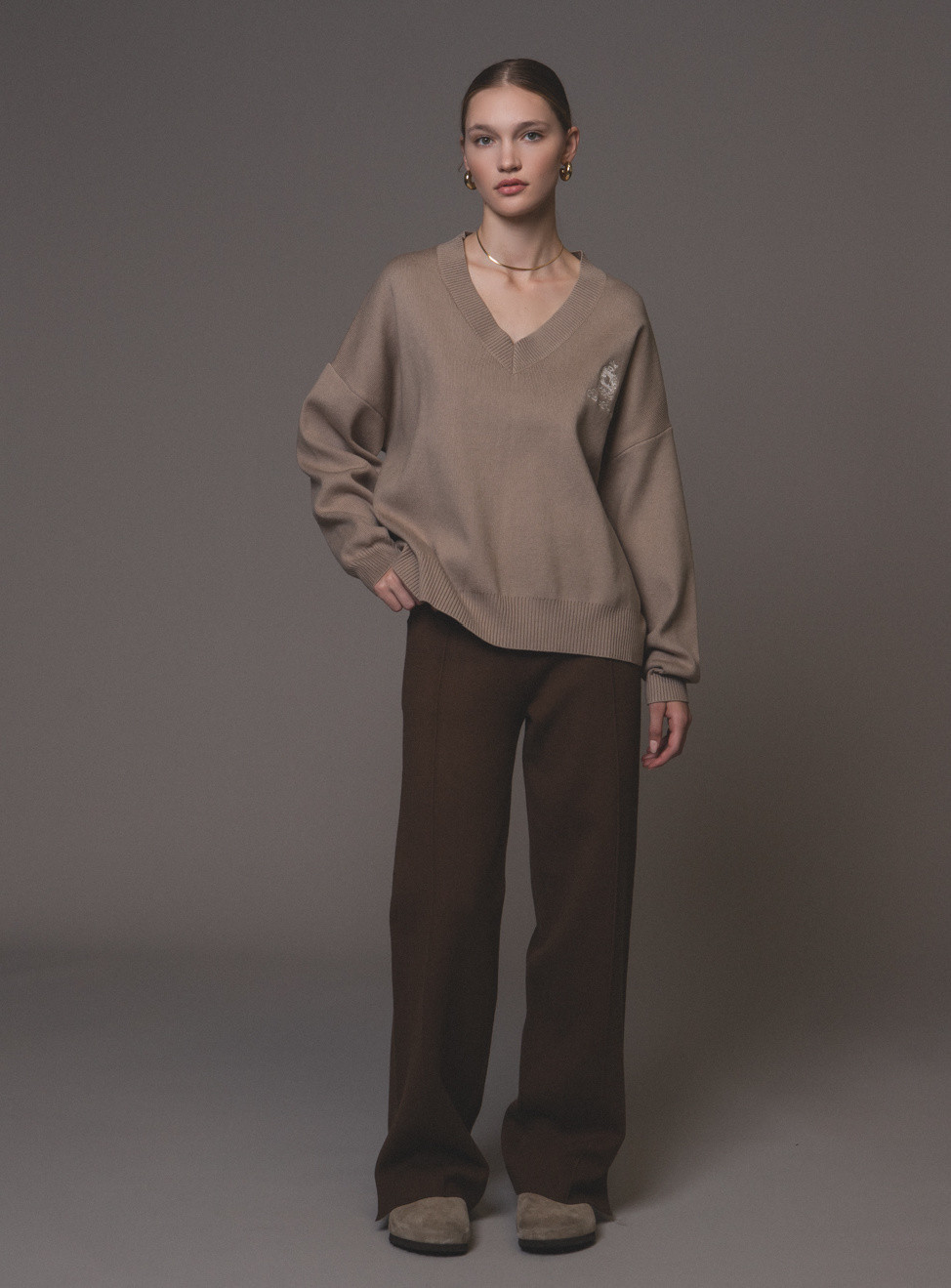 EE Classic V Neck Sweater - Mushroom | EllandEmm