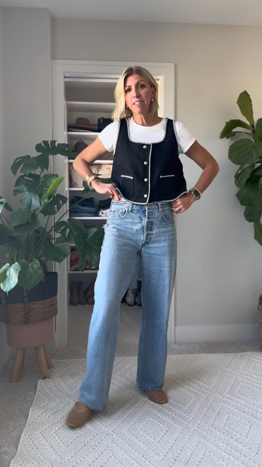 How to style relaxed
Wide leg jeans this fall for an elevated look! 

#LTKStyleTip #LTKVideo #LTKOver40