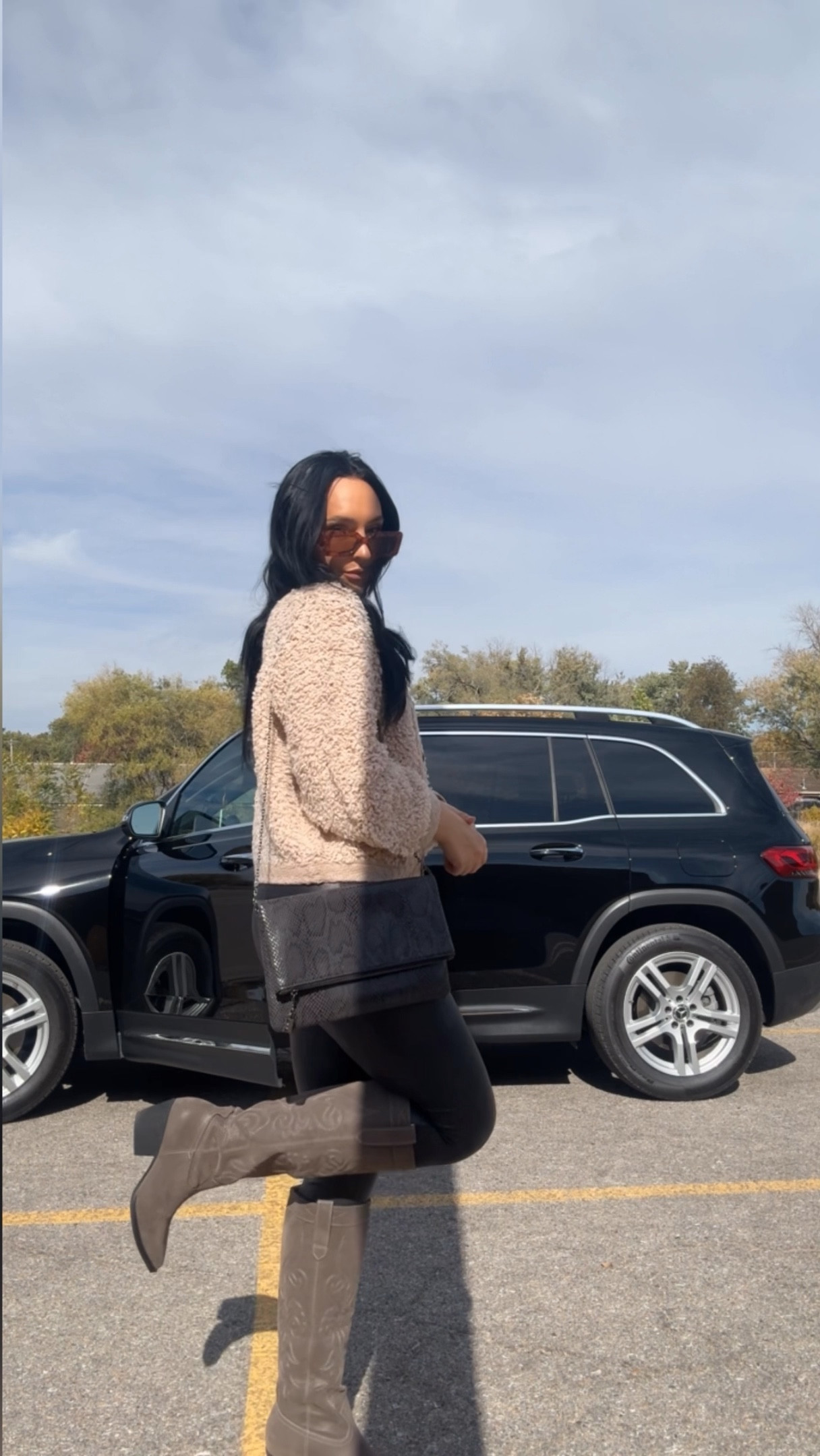 mama on the go OOTD! Leggings on sale for $10

Sweater and boots 30% off with BEAUTYOFBUDGET30


Fall Outfits
Toddler Mom Outfit
Sherpa cardigan
Cowboy boots
Leather leggings
Spanx dupe 
Walmart finds

#LTKStyleTip #LTKVideo #LTKFindsUnder50