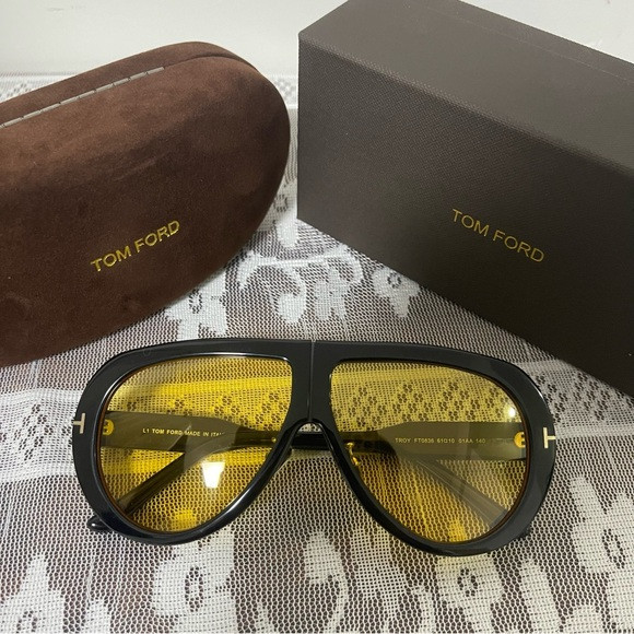 Tom Ford Black Frame Sunglasses with Yellow Lenses | Poshmark