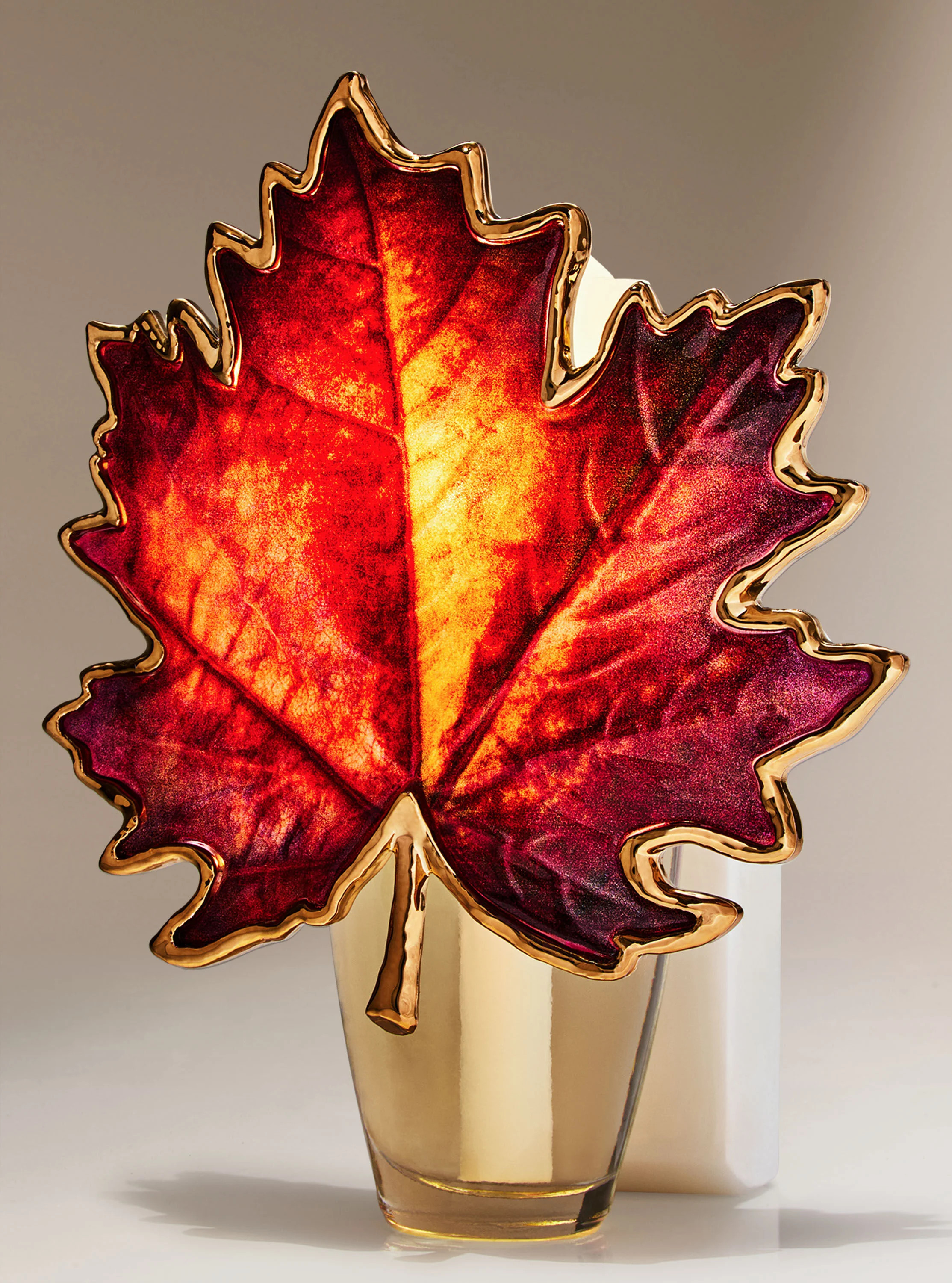 Leaf Wallflowers Scent Control™ Nightlight | Bath & Body Works