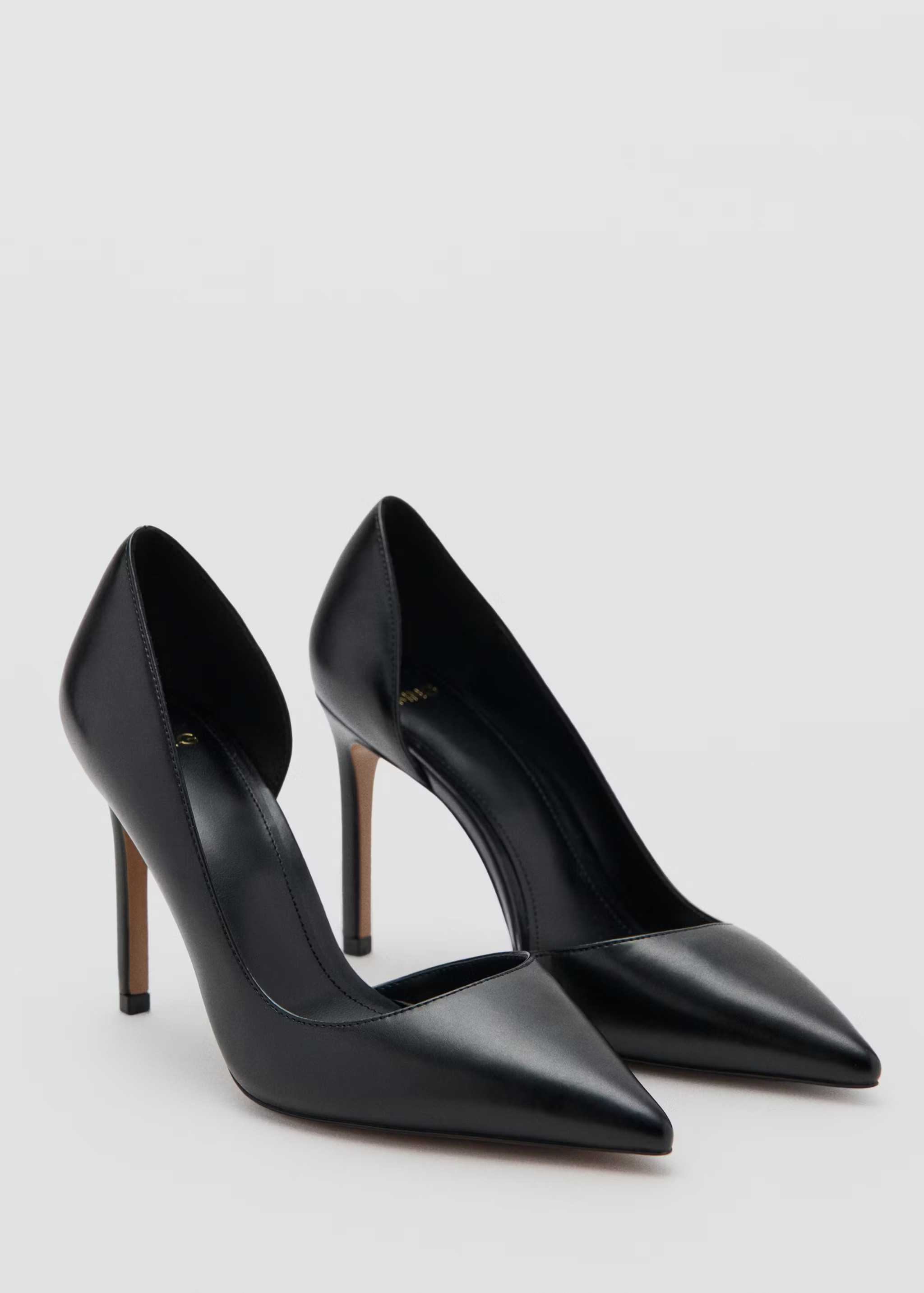 Asymmetrical heeled shoes | Mango (US/MX/AU)