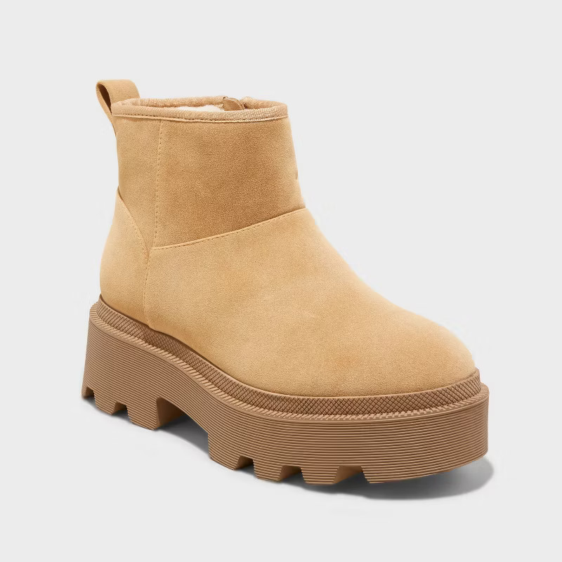 Women's Rowland Winter Boots - Universal Thread™ | Target