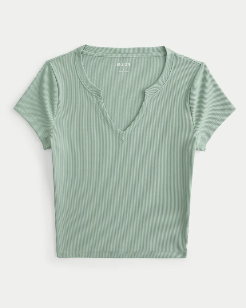 Ribbed Seamless Fabric Notch Neck Baby Tee | Hollister (US)