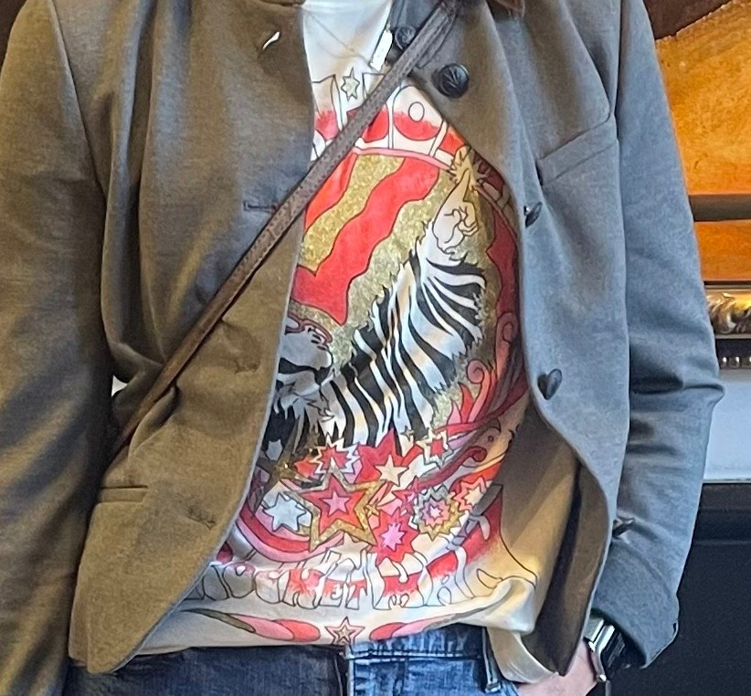 Another glittery fun graphic tee - paired with my mom uniform, jeans and my Ponte blazer. Linking all the cute tees and the Quince dupe of my jacket! The jeans are Frame, Le Sleek straight. I cuff mine when I wear sneakers. 

#LTKHoliday #LTKGiftGuide #LTKOver40

#LTKGiftGuide #LTKHoliday #LTKOver40