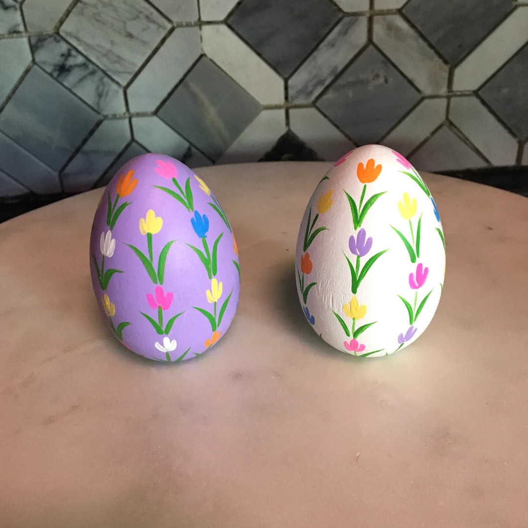 Easter egg painted with tulips - hand painted personalized Easter egg with flowers - name on wood... | Etsy (US)
