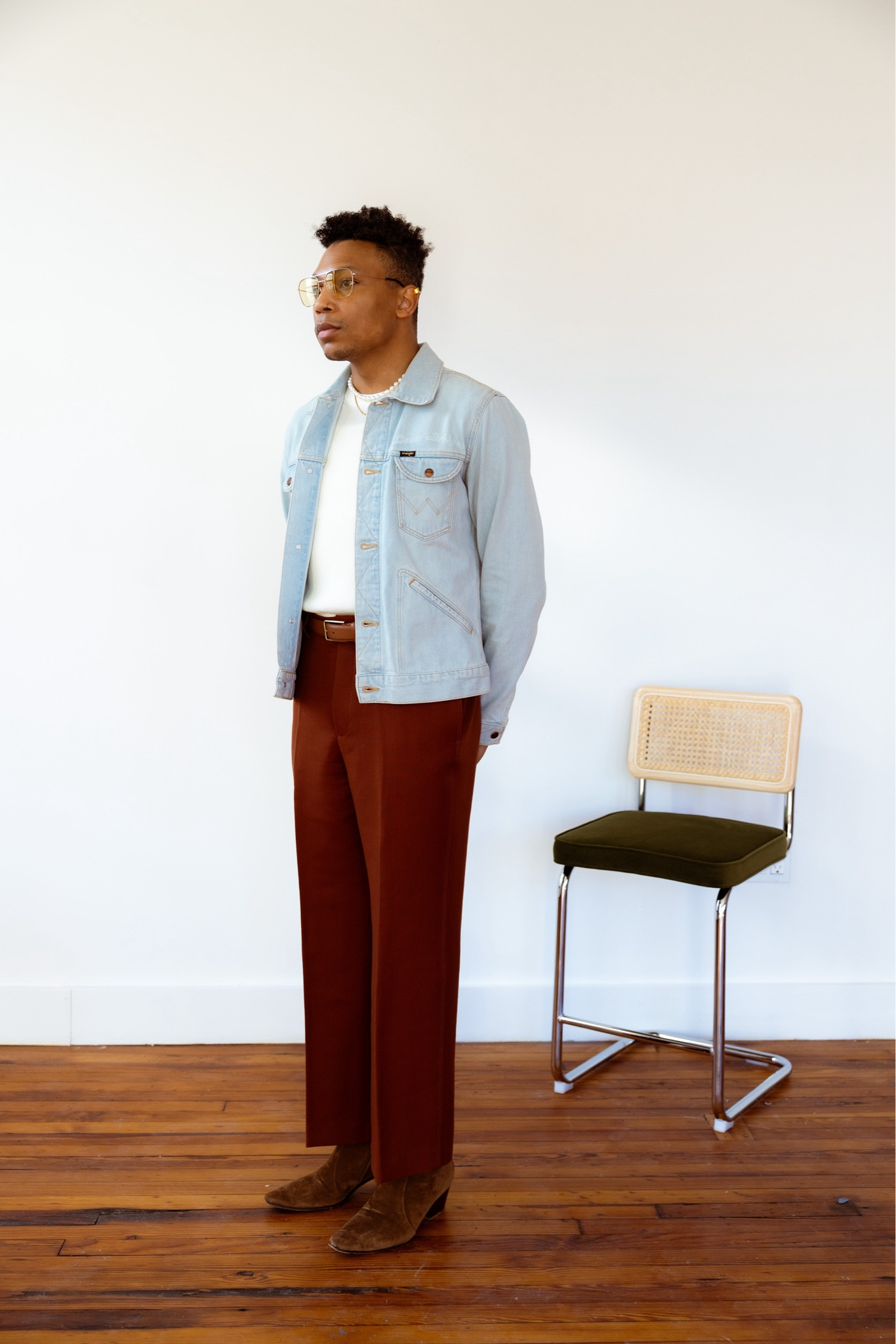 Picked up these @secondlayer_us trousers at @century21stores, breaking away from my usual neutrals vibe 🍊

Editing is a bit of a challenge with my orange undertones, but the color shift is fun! 😂 

What do you think?

#LTKHoliday #LTKmens