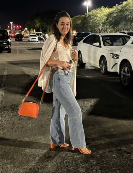 Orange 🍊 purse and shoes adds a pop of color! 

#LTKstyletip #LTKshoecrush #LTKitbag