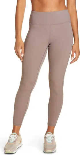 vuori Stride 7/8 Performance Pocket Leggings | Nordstrom | Nordstrom