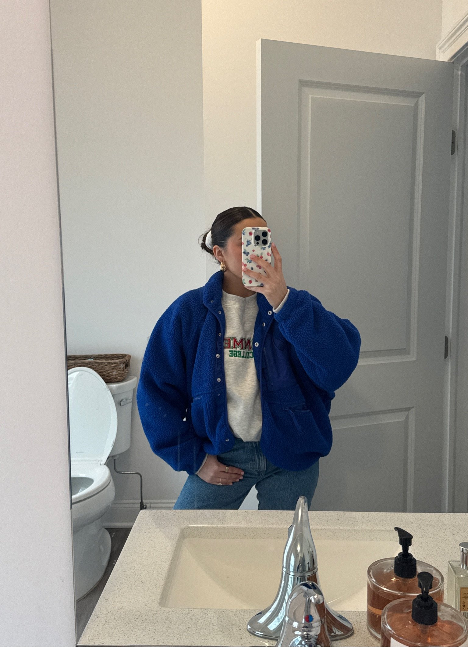 Been living in this freepeople jacket! Im wearing a small💙

Light jacket, spring fashion

#LTKActive #LTKStyleTip #LTKSpringSale