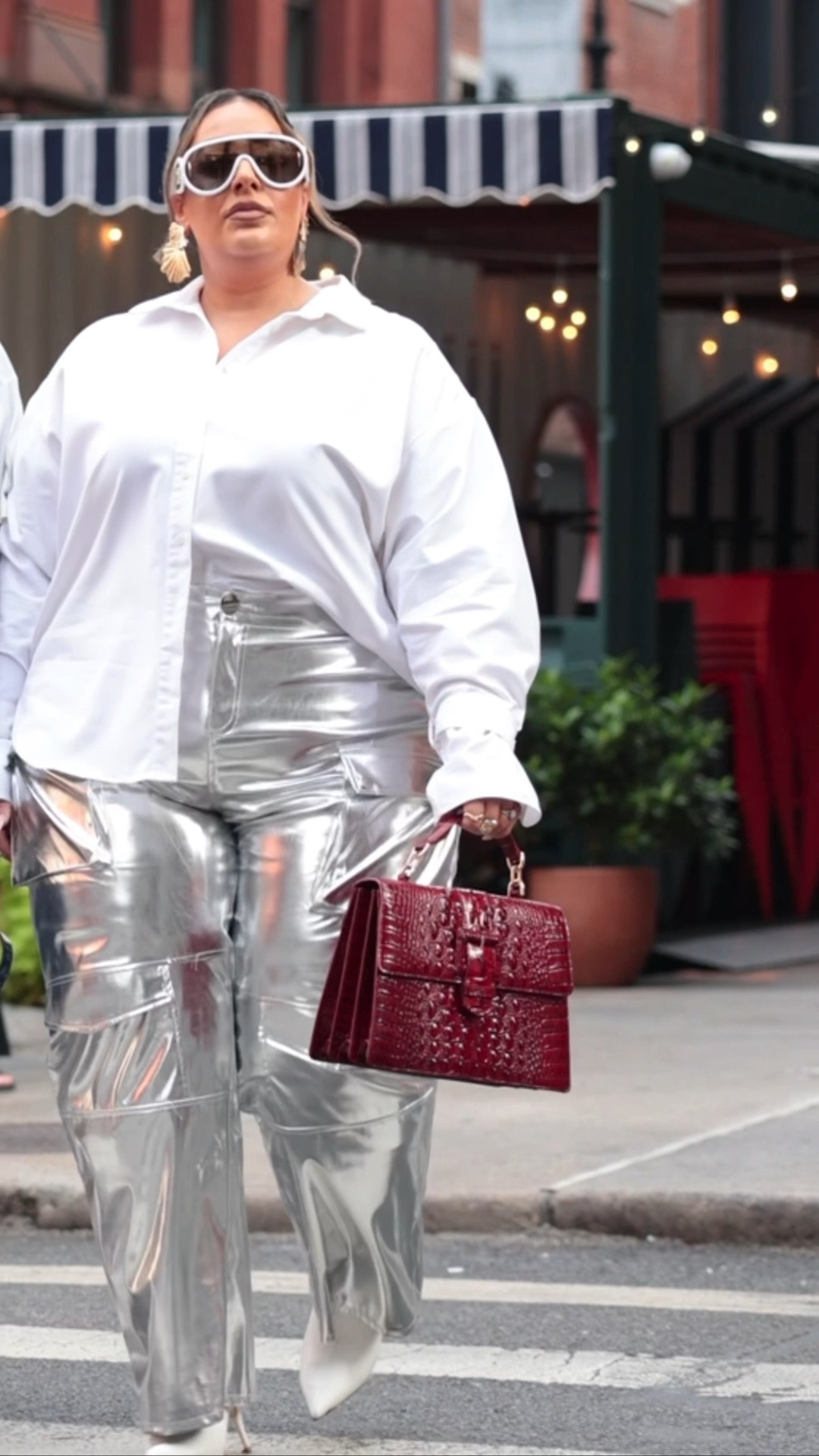 The Perfect holiday bag! 

#LTKHoliday #LTKitbag #LTKplussize