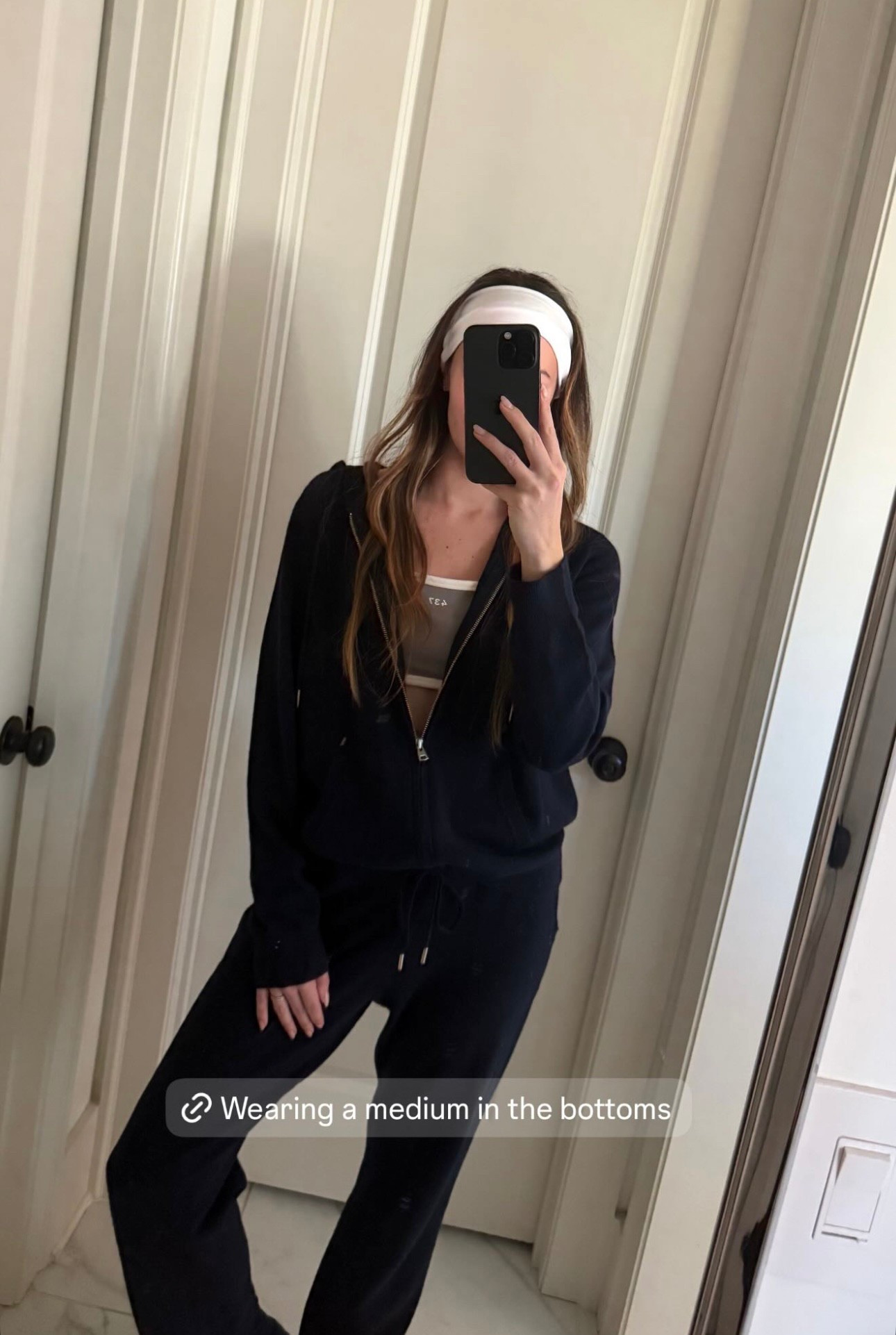 OOTD —

Small top
Medium bottoms 

#LTKTravel #LTKStyleTip #LTKSeasonal