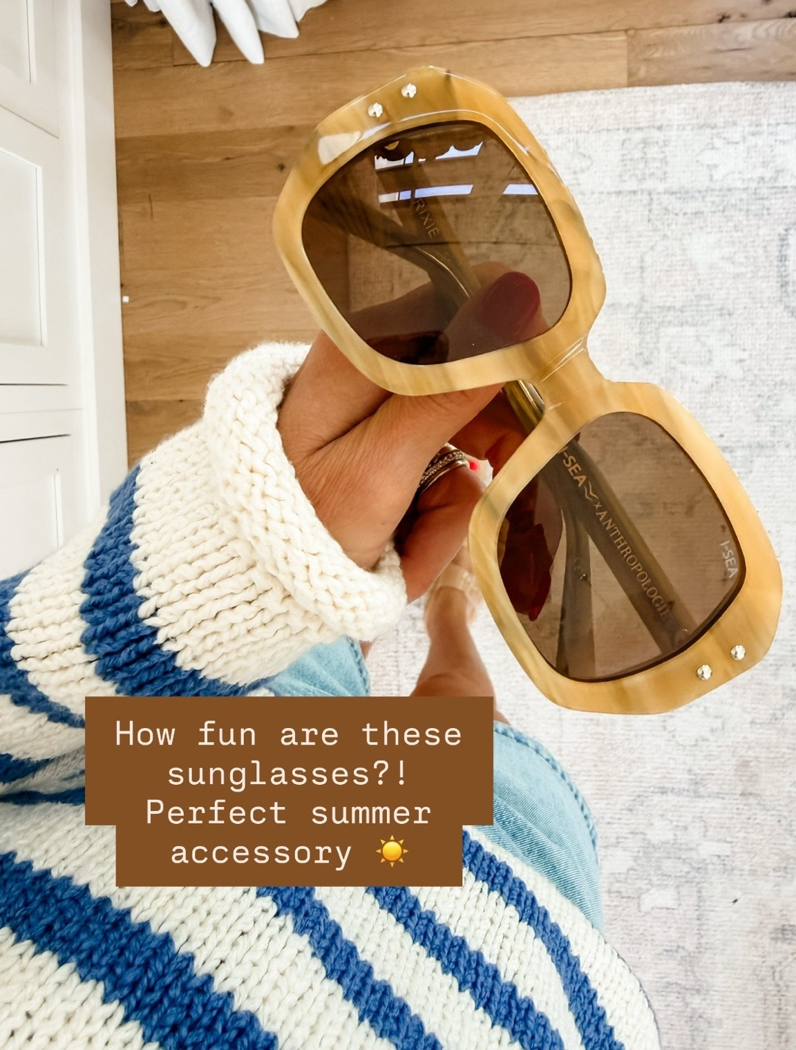 Obsessed with these oversized sunglasses 😍

Loverly Grey, Anthropologie, women’s sunglasses