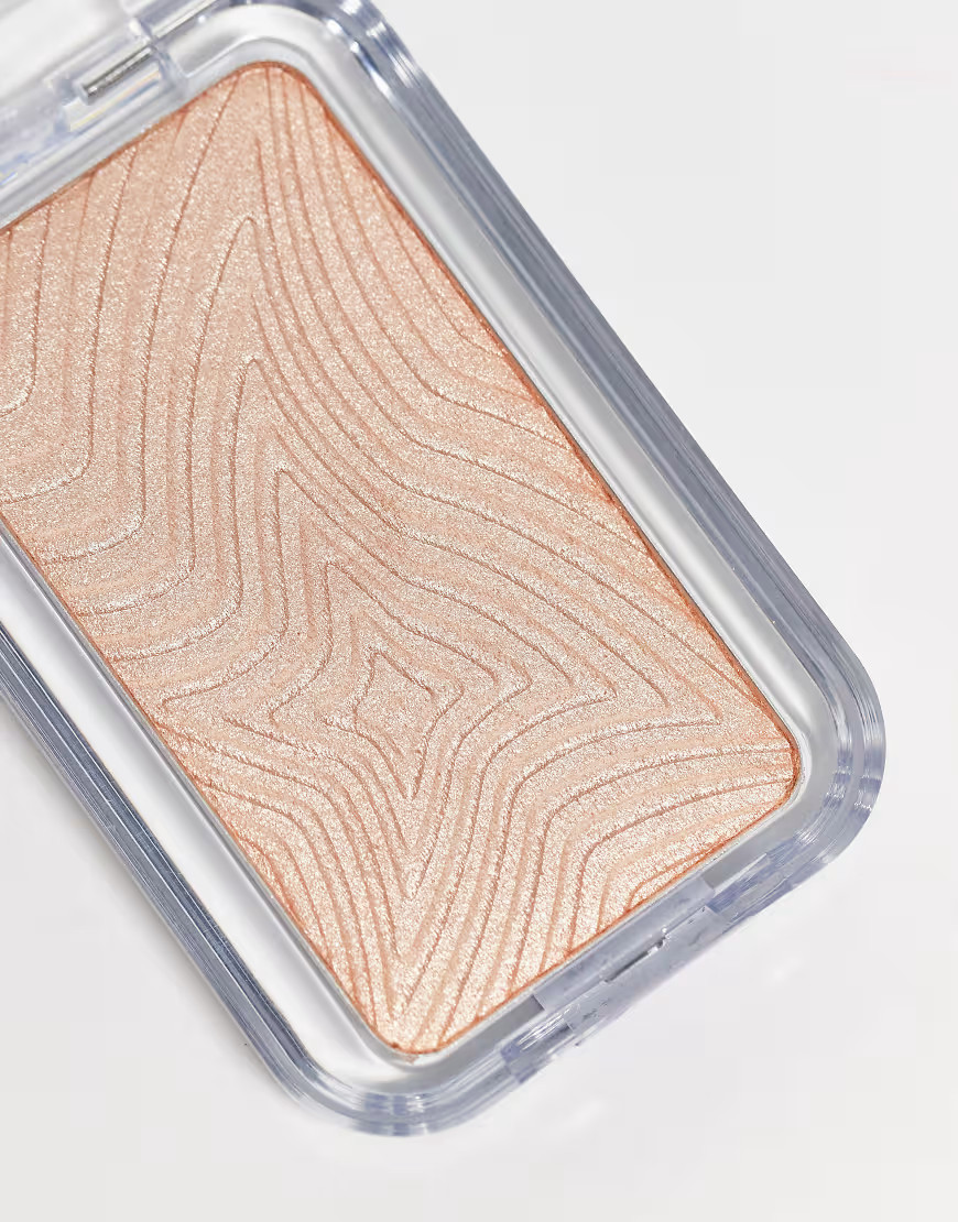 NYX Professional Makeup Buttermelt Highlighter- Glaze it Butta-Gold | ASOS (Global)