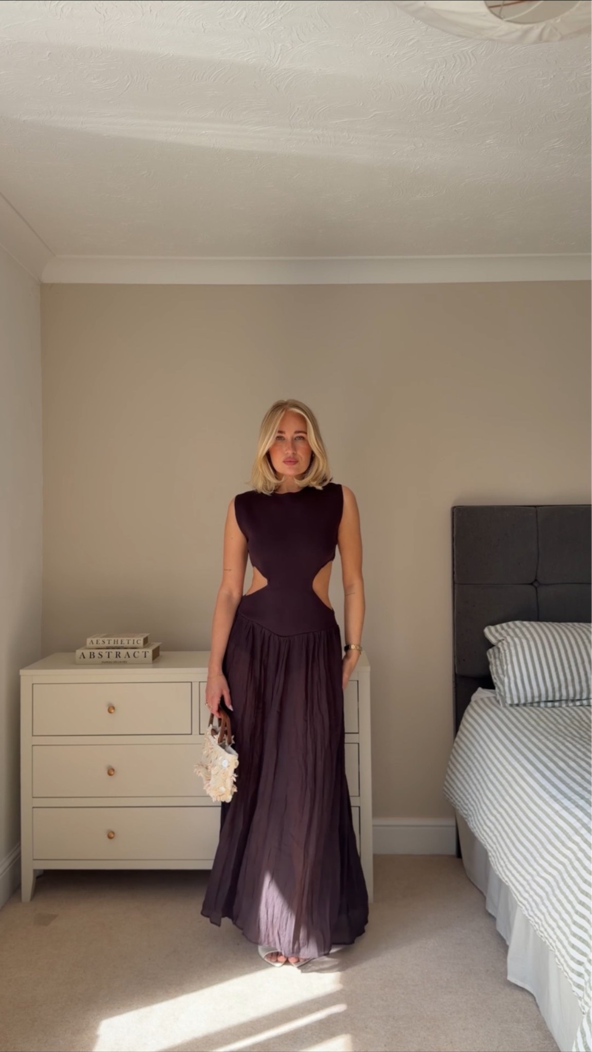 Holiday evening dress

#LTKsummer