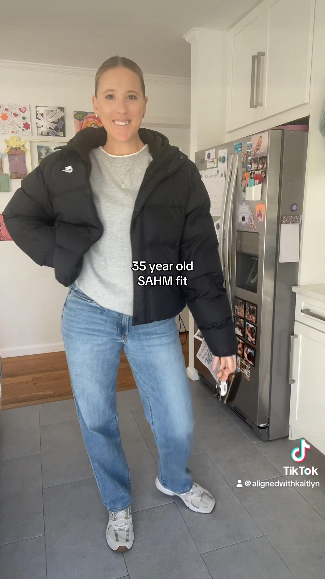 Sweatshirt is men’s Target Goodfellow Co (can’t link) and jeans are medium wash — get one size up for this kind of look! #tallfashion #tallgirl