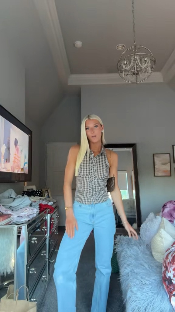 Dinner outfit inspo - edited outfit, Jeans, casual chic, comfy cute outfit, fall outfit

#LTKootd #LTKgrwm #LTKdayinmylife