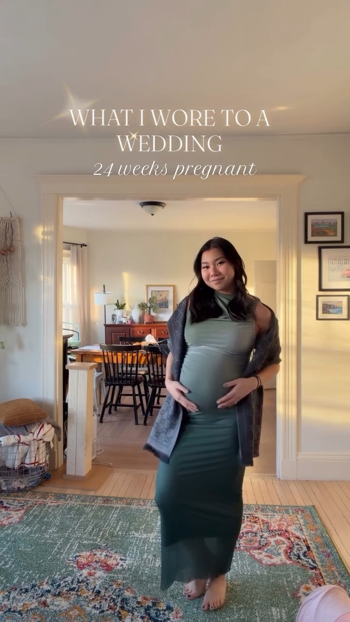 Wear THAT dress! Wearing the dress from @pinkblushmaternity to a wedding this past weekend. 
.
.
.
.
#pregnant #pregnancy #pregnancydiary #pregnancyfashion #pregnancystyle #maternitystyling #expectingmom #firsttimemommy #bumpfashion #weddingguestdress #24weekspregnant
