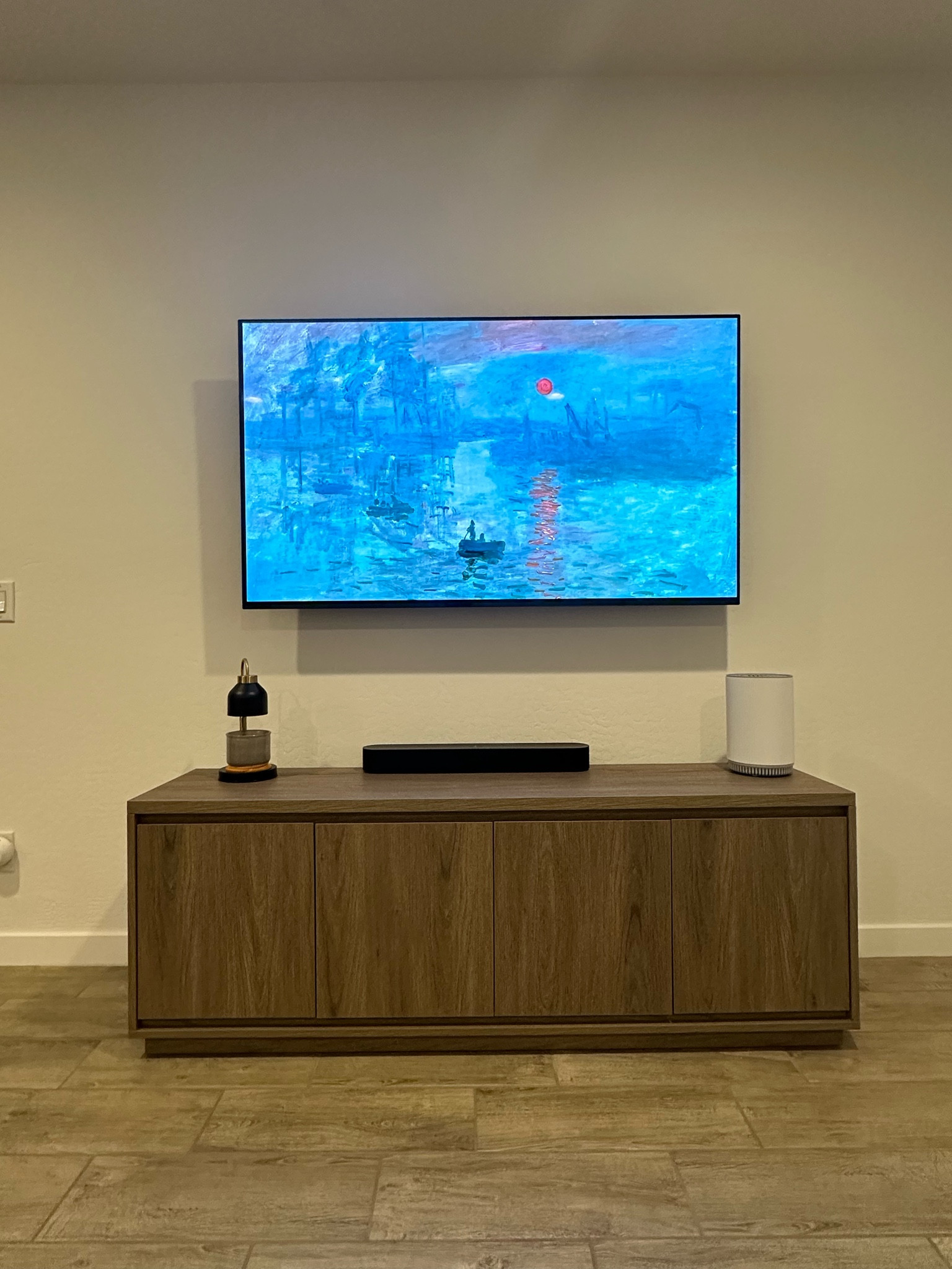 Slowly but surely finding all the furniture pieces for our first home that don’t break the bank! Our new tv stand works incredible for our 80inch tv. I love to have the extra storage without anything being exposed. So clean and modern! 

We got the grey color. Under $250!

amazon home / living room / tv stand / media stand / cabinet

#LTKHome #LTKStyleTip