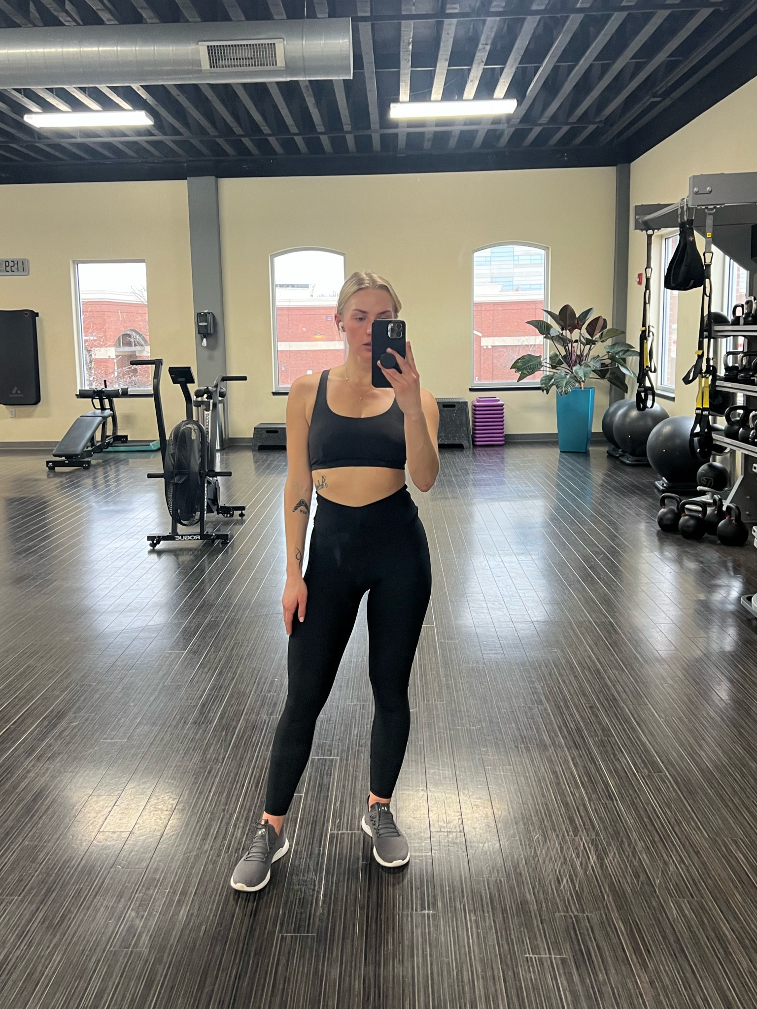 I did true to size with everything!

#LTKfit #LTKshoecrush #LTKstyletip