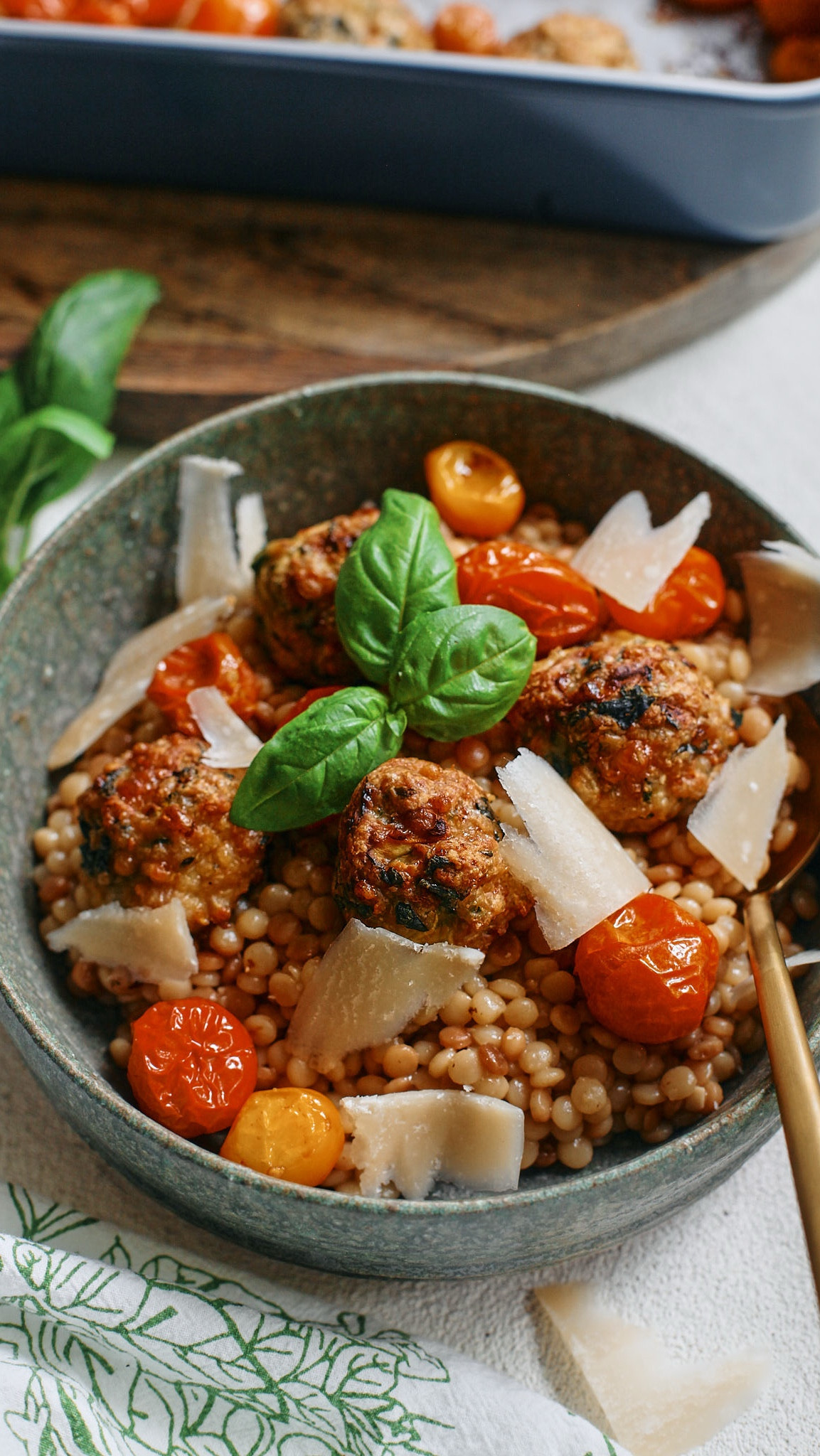 Lemon Chicken Florentine Meatballs with Couscous 🍋

This recipe has been in my head for a long time but l've been fine tuning it and switching things up to try and make it perfect.

It's one of those dishes that tastes like it must be complicated to make but it's truly SO EASY. The chicken florentine meatballs are soo tender and packed with flavour, the couscous is so creamy (even though there's no cream), and the roasted tomatoes just burst in your mouth. 

It's well balanced, it's healthy, it's fun to make, and leftovers are just as good the next day.

You can see the full recipe with ingredients here:
https://britacooks.com/lemon-chicken-florentine-meatballs-with-couscous/

#dinnerideas #healthyrecipes #comfortfood #mealplan #toddlerrecipes

#LTKFindsUnder100 #LTKHome #LTKSeasonal