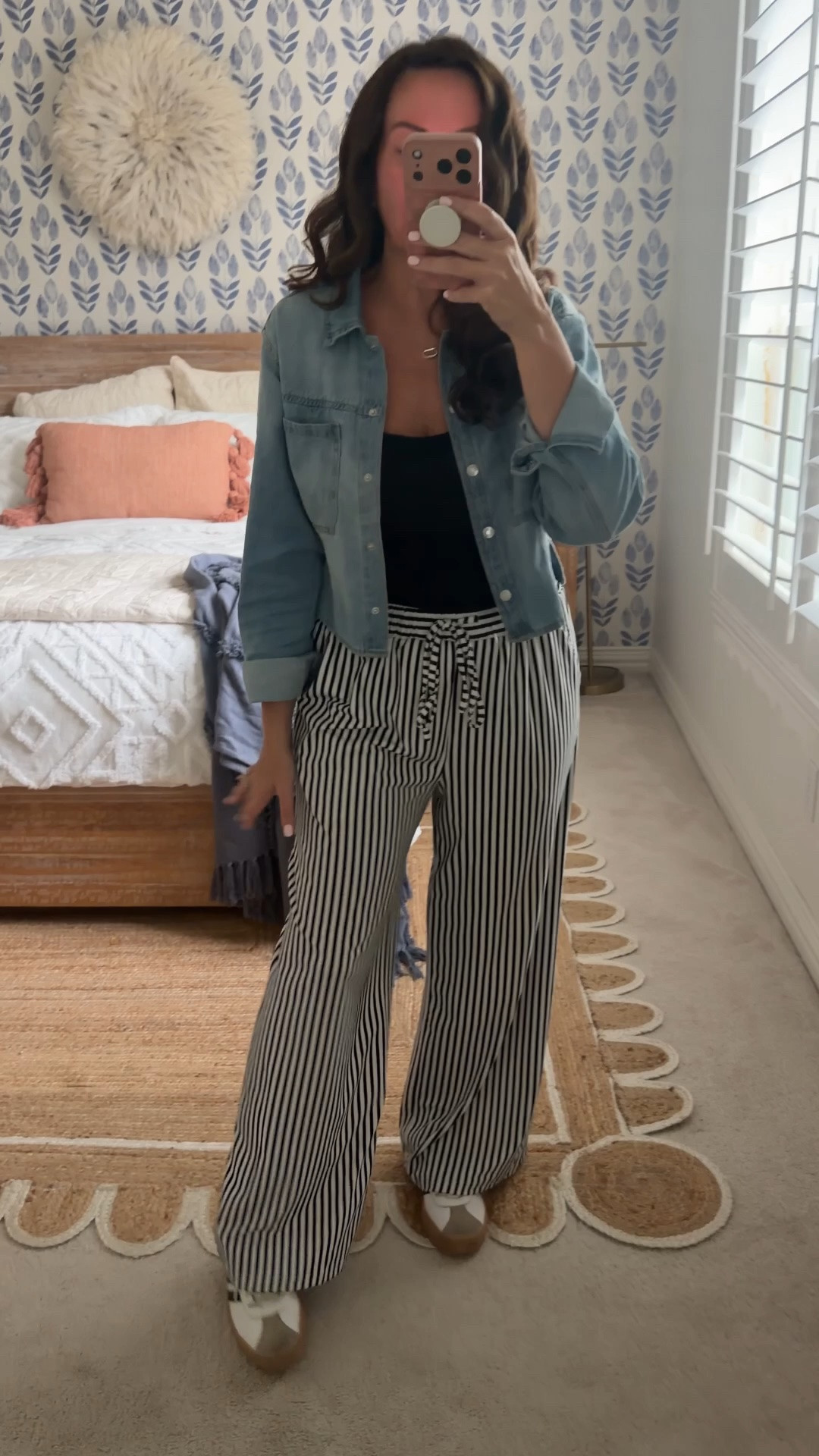 Cute and comfy! These pants come in so many colors! Wearing a medium.
.

#LTKootd #LTKmomlife #LTKOver40