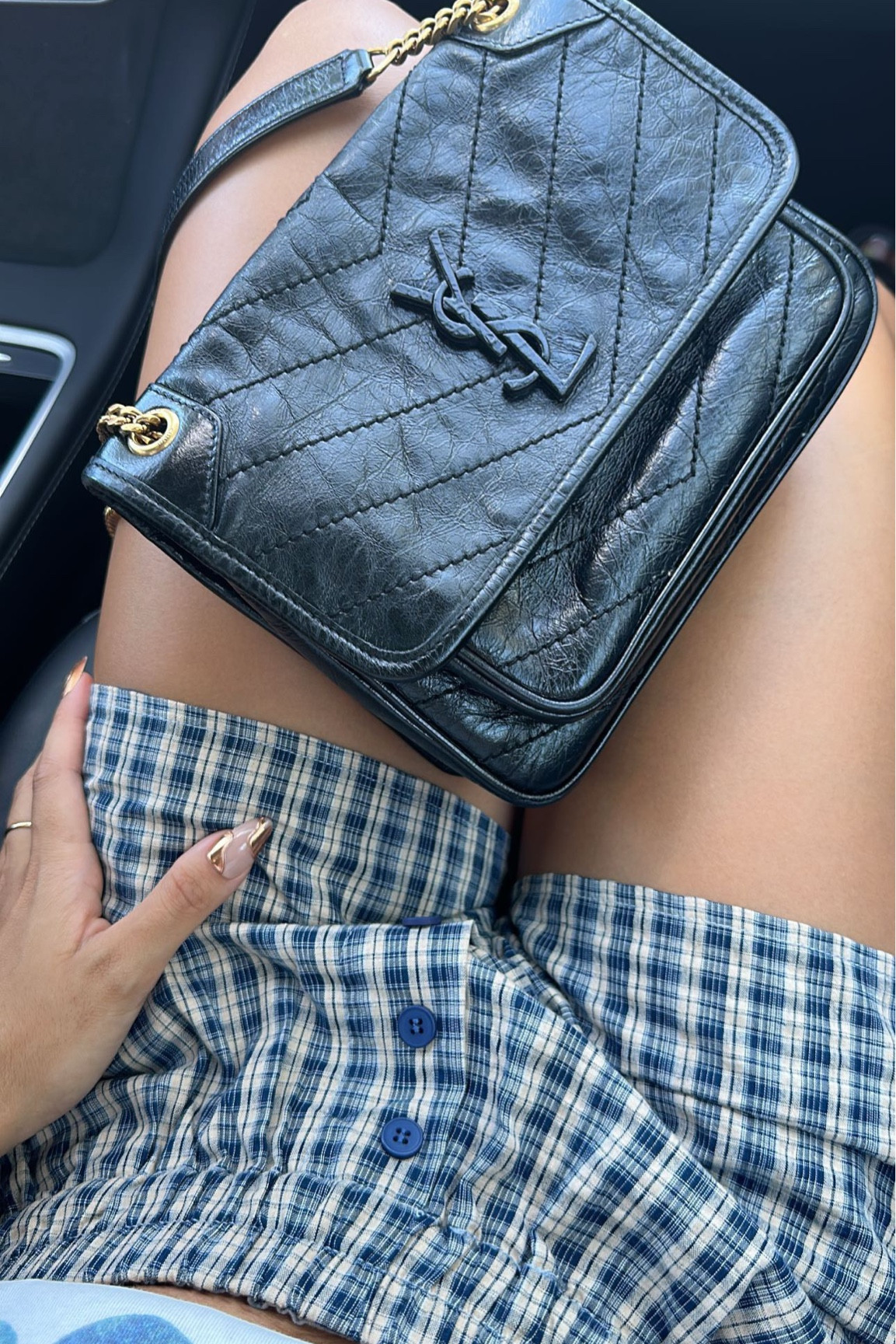 You can’t go wrong with plaid shorts and a cute purse 👜 ✨🤎

#LTKFindsUnder50