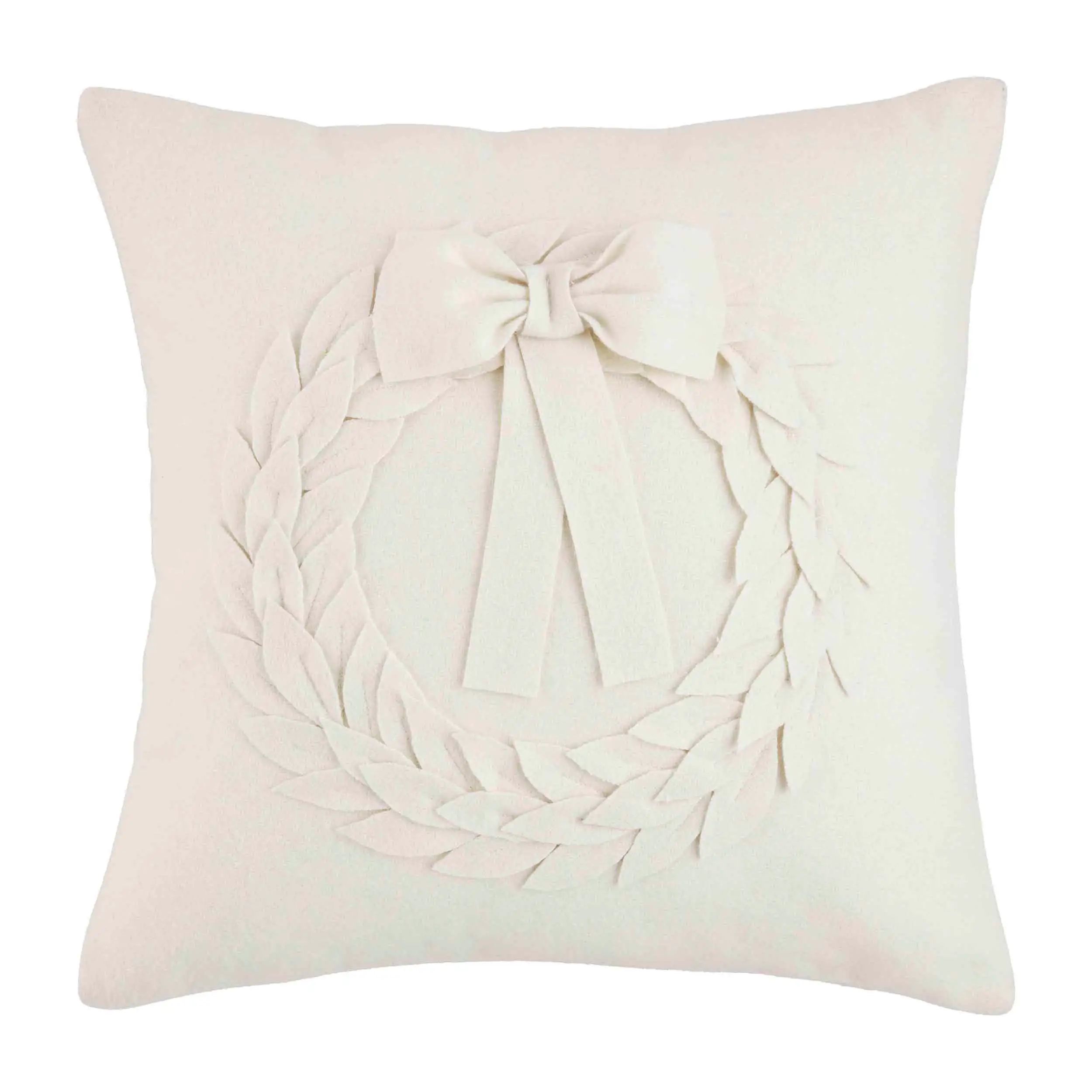 White wreath pillow | Mud Pie (US)