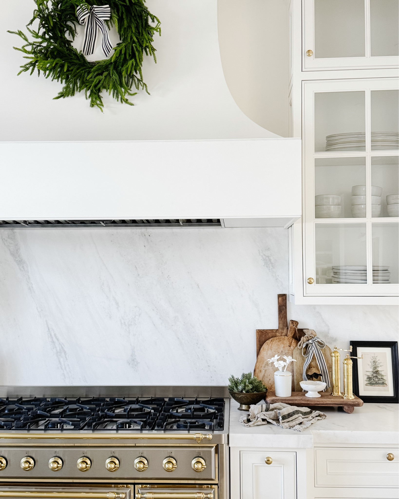 Holiday decor that stands the test of time!!!

#LTKSeasonal #LTKHoliday #LTKHome