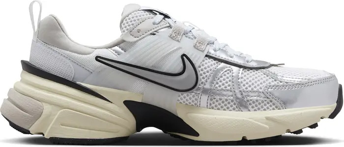 V2K Running Shoe (Women) | Nordstrom