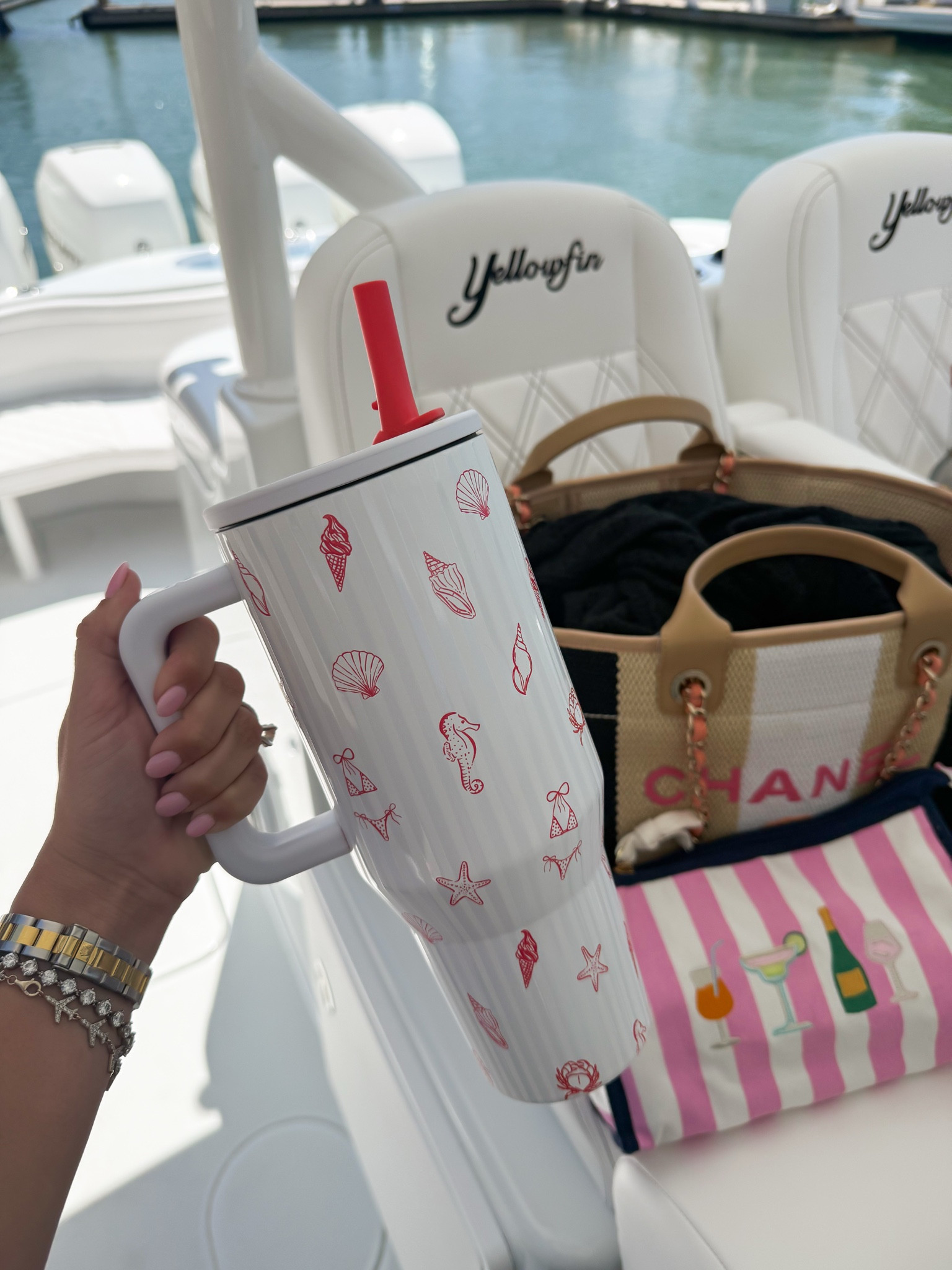 Cutest new hydrojug!

#LTKTravel