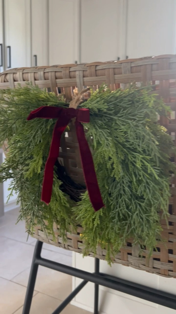 Christmas home decor / holiday hosting / hostess gifts / mini wreaths / Christmas home styling / budget Christmas decor 🌲🤎

#LTKSeasonal #LTKHoliday #LTKGiftGuide