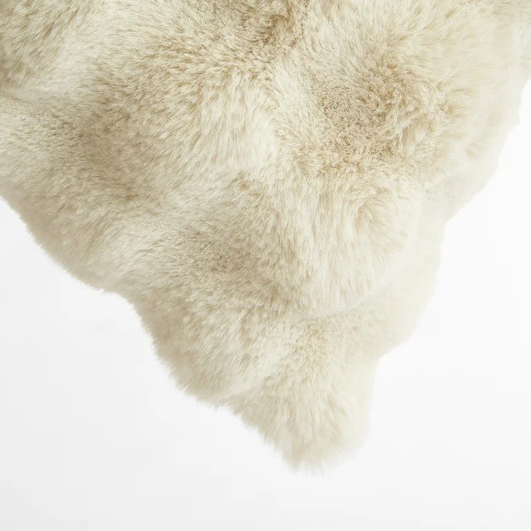 Better Homes & Garden 22" x 22" Bubble Fur Decorative Throw Pillow For Adult - Walmart.com | Walmart (US)