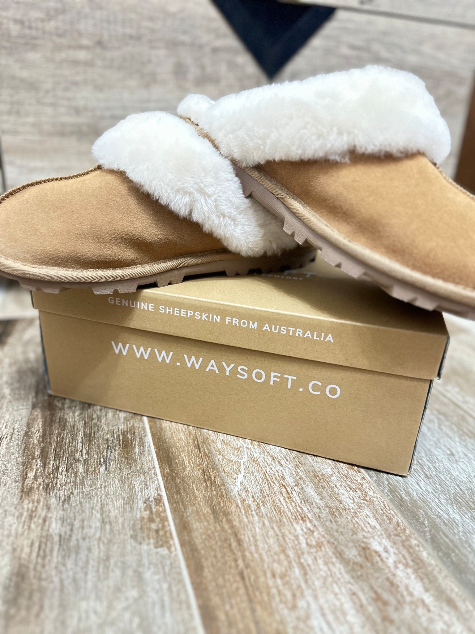 Houseshoes, slippers, Amazon sale

#LTKootd #LTKdayinmylife #LTKSaleAlert