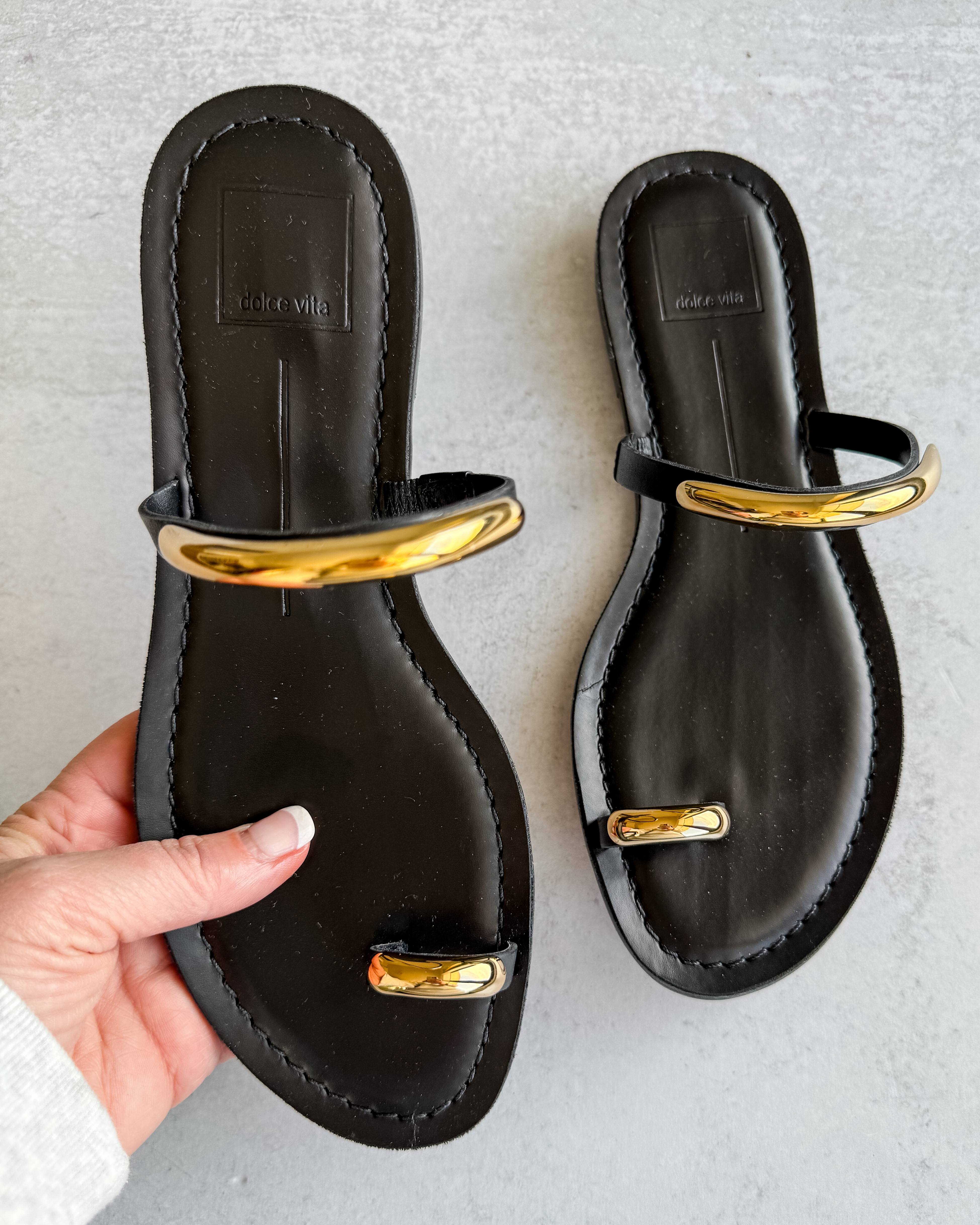 Dolce-Vita minimalist with a pop of gold, these sandals are giving designer fashion for a great price tag#SpringShoes #EvereveFashion 

 

#LTKStyleTip #LTKTravel #LTKShoeCrush