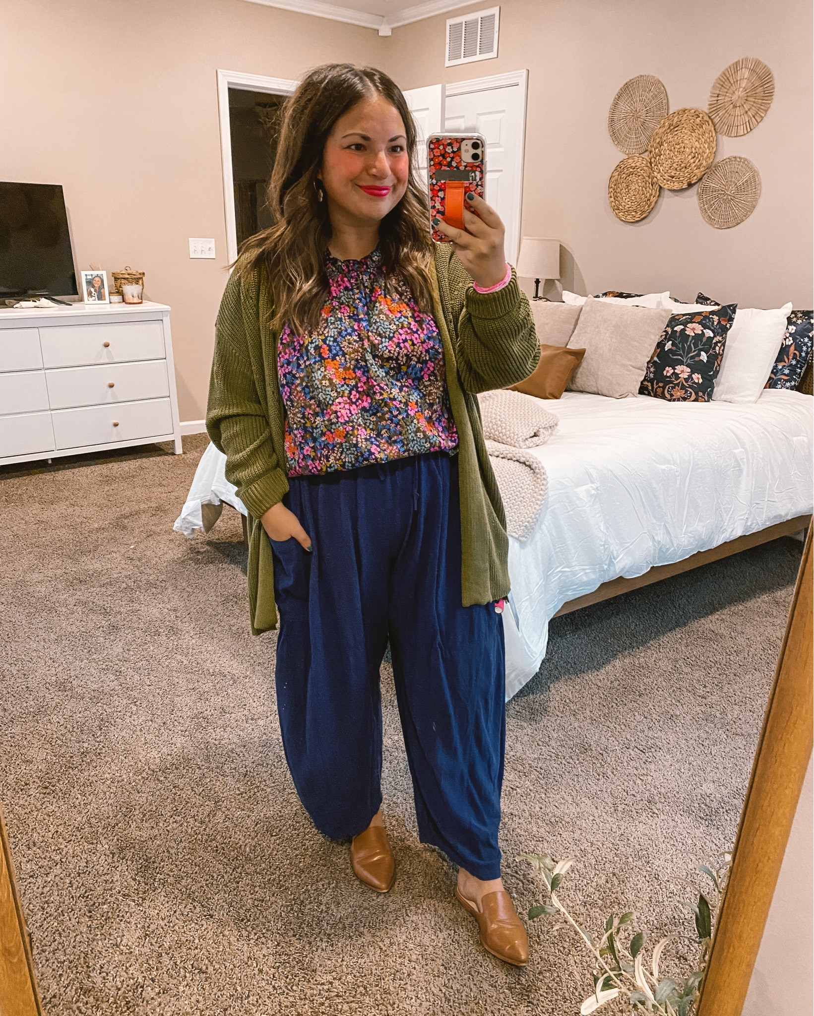 OOTD + a quick GRWM morning chat!

use code SIMPLYSMALLTOWN for a discount on earrings!

use code ALLI20 for a discount on perfumes only!

#LTKSaleAlert #LTKFindsUnder50 #LTKFindsUnder100