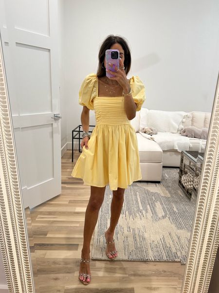 Yellow puff sleeve dress size xxs petite 

#LTKfindsunder100 #LTKfindsunder50