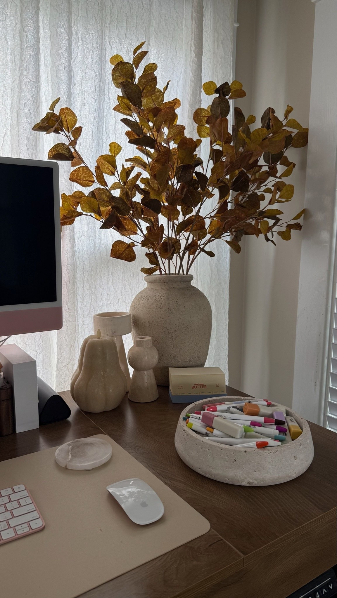 Giving my office a little fall update! 😍

#LTKHome #LTKSeasonal