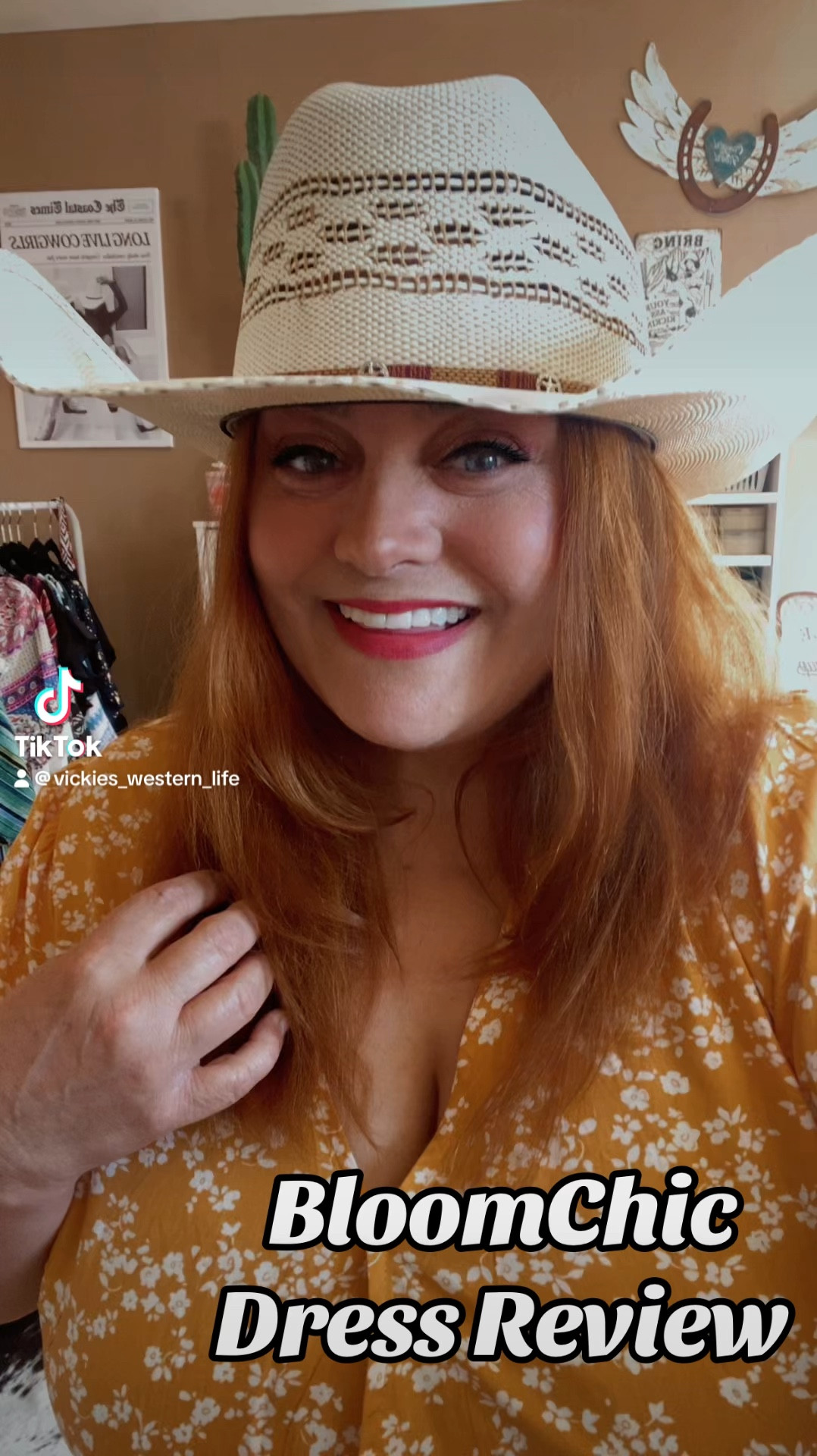 How cute is this dress?!!! Comes in several other colors and patterns. 

#LTKPlusSize