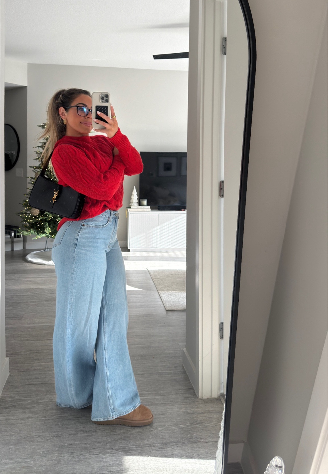 wearing an XXS in the sweater it is super oversized, size down for a less oversized look! ❤️

#LTKFindsUnder100 #LTKSeasonal #LTKHoliday