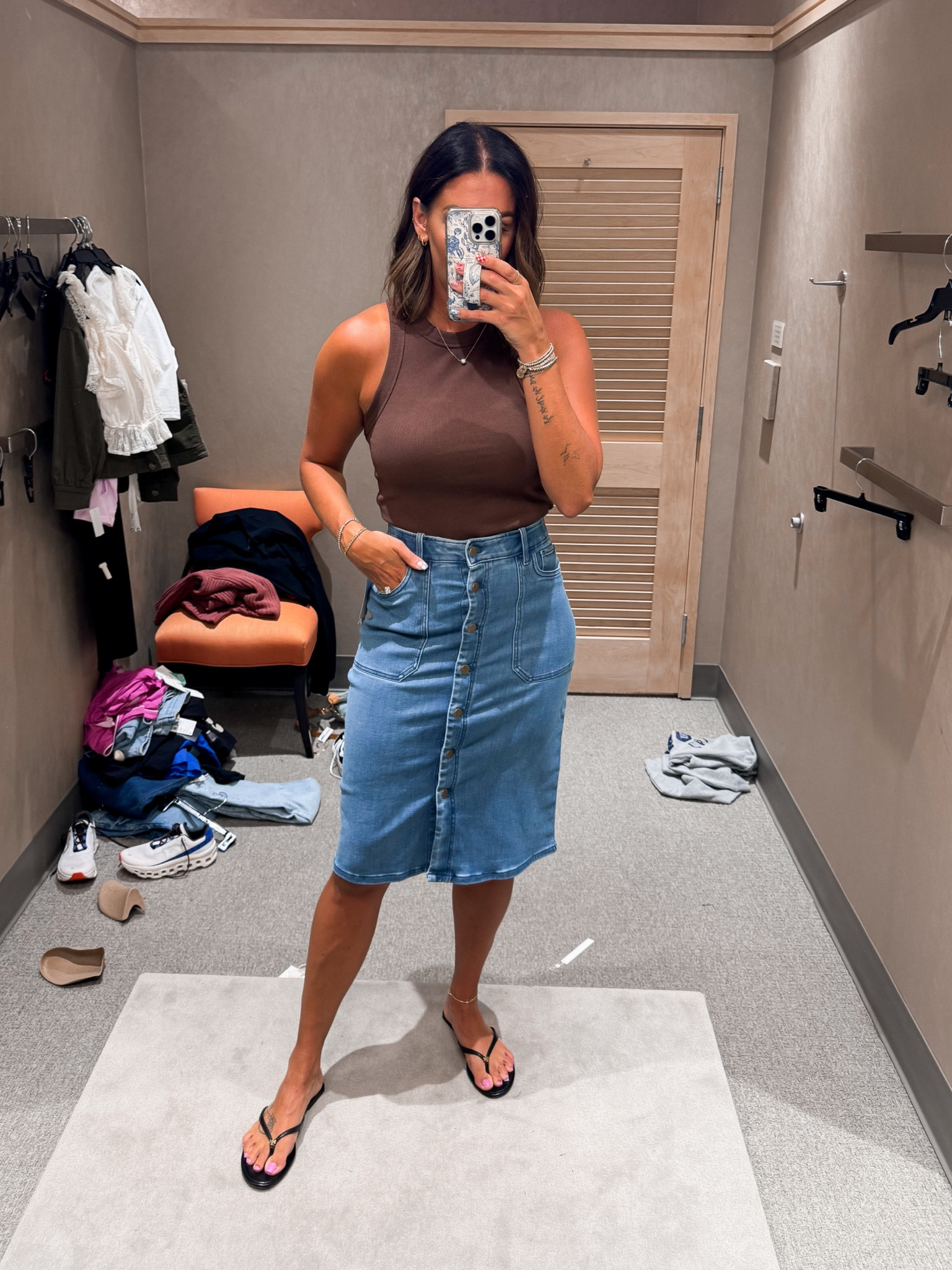 Top/medium
Skirt-2

#LTKxNSale #LTKShoeCrush #LTKStyleTip